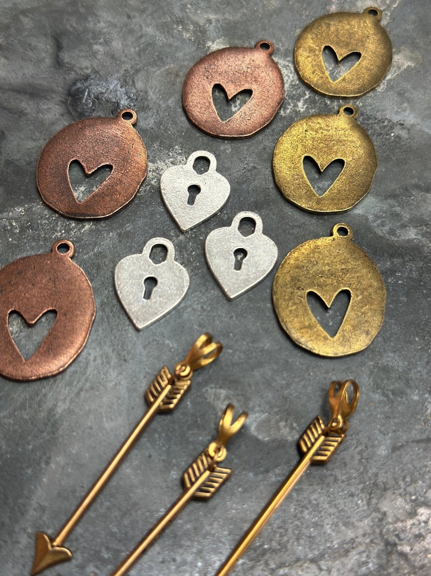12 pcs Hearts and Arrows - Bulk Up - Vintaj Design - 2/19/25 - Vintaj Live Shop