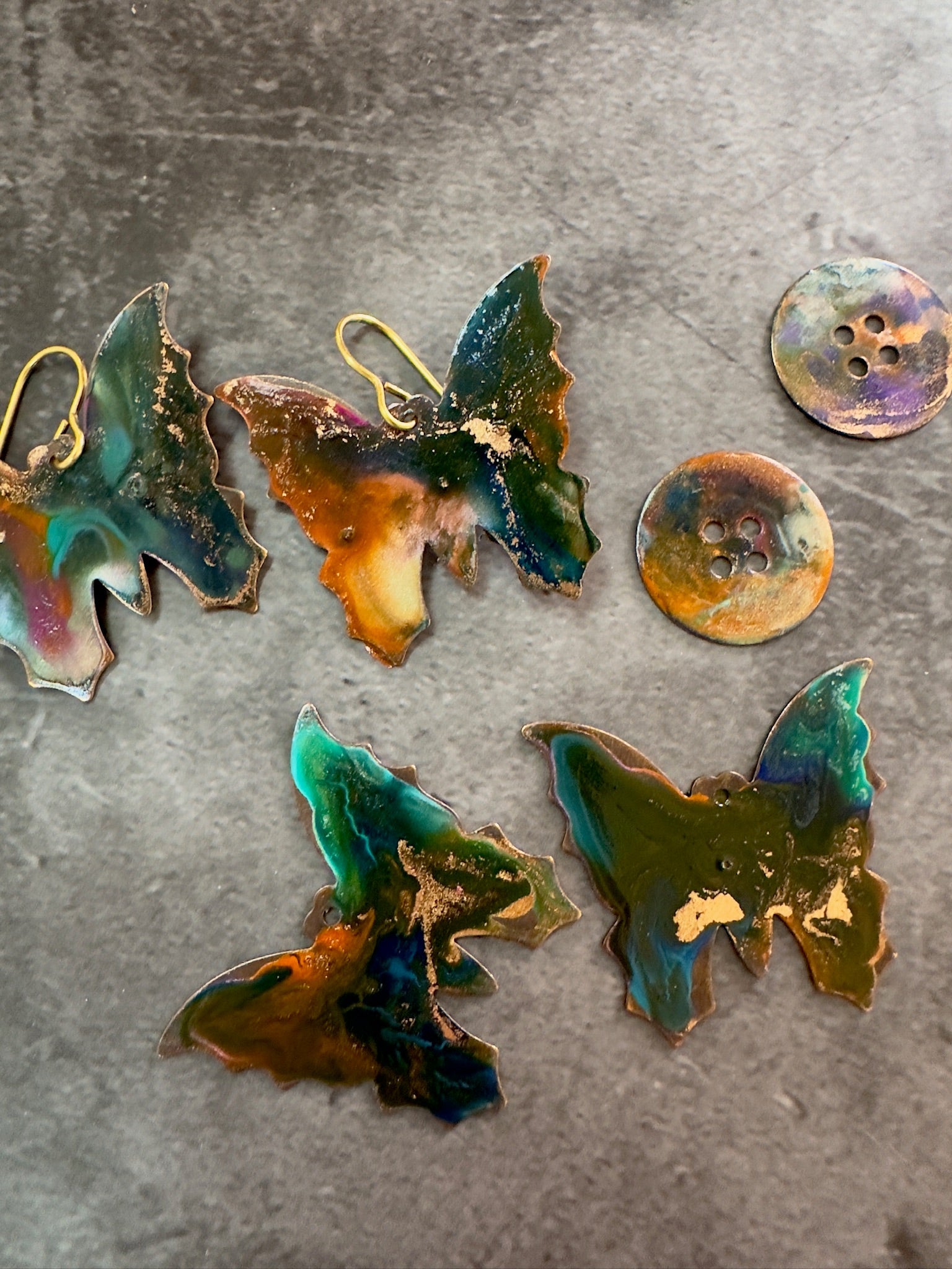 Vintaj Live Shop - 3/1/24 - RADM - MEGA RAKU Blanks Assorted Design Mix - Vintaj Live Shop