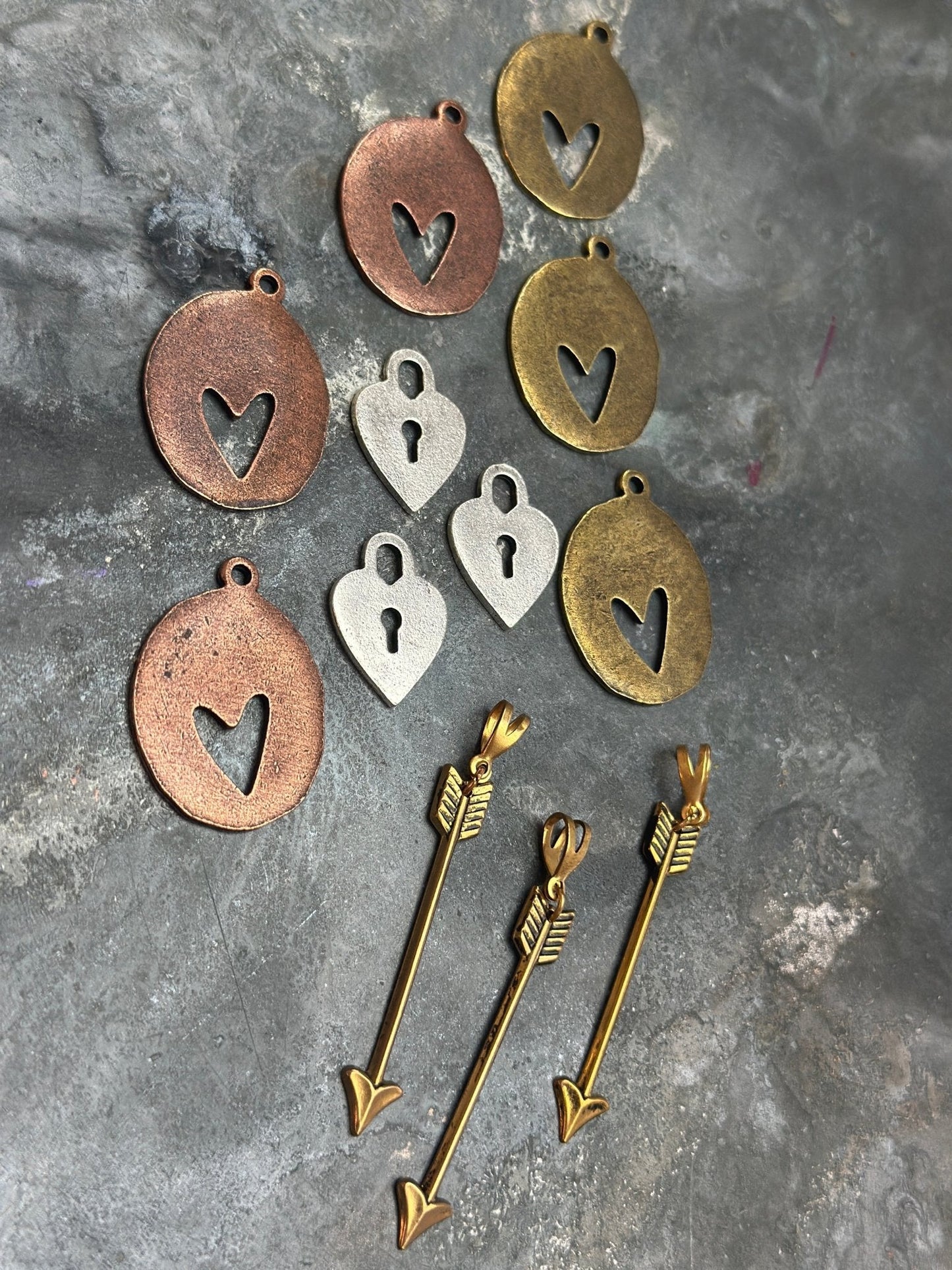 12 pcs Hearts and Arrows - Bulk Up - Vintaj Design - 2/19/25 - Vintaj Live Shop