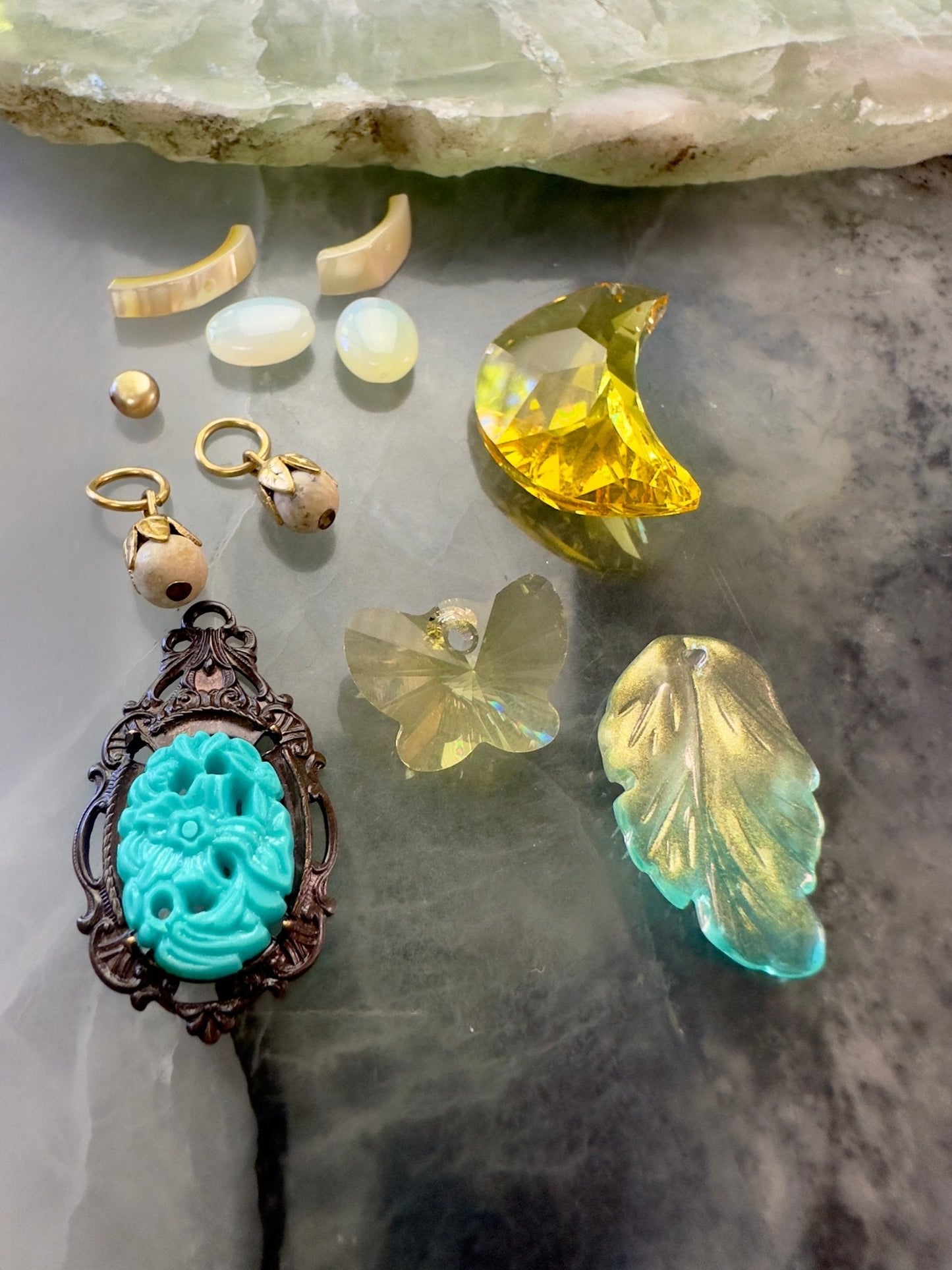 Citrine Wings Pendant Kit - Vintaj Design - 4/26/24 - Vintaj Live Shop