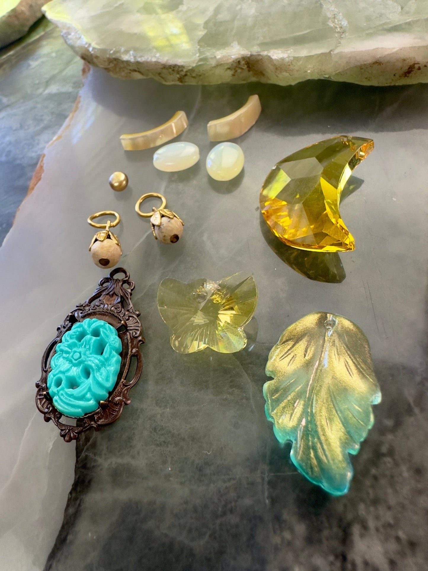 Citrine Wings Pendant Kit - Vintaj Design - 4/26/24 - Vintaj Live Shop
