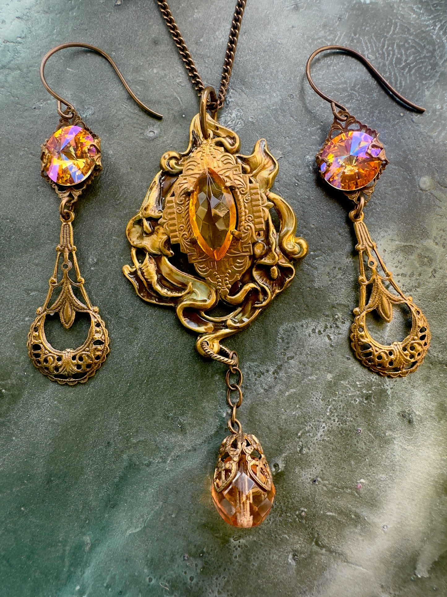 Lot #8 Weekend Pop-Up - Jewelry Trunk Sale - Vintaj Idaho Design - 10/18/25