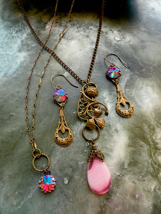 Lot #10 Weekend Pop-Up - Jewelry Trunk Sale - Vintaj Idaho Design - 10/25/25