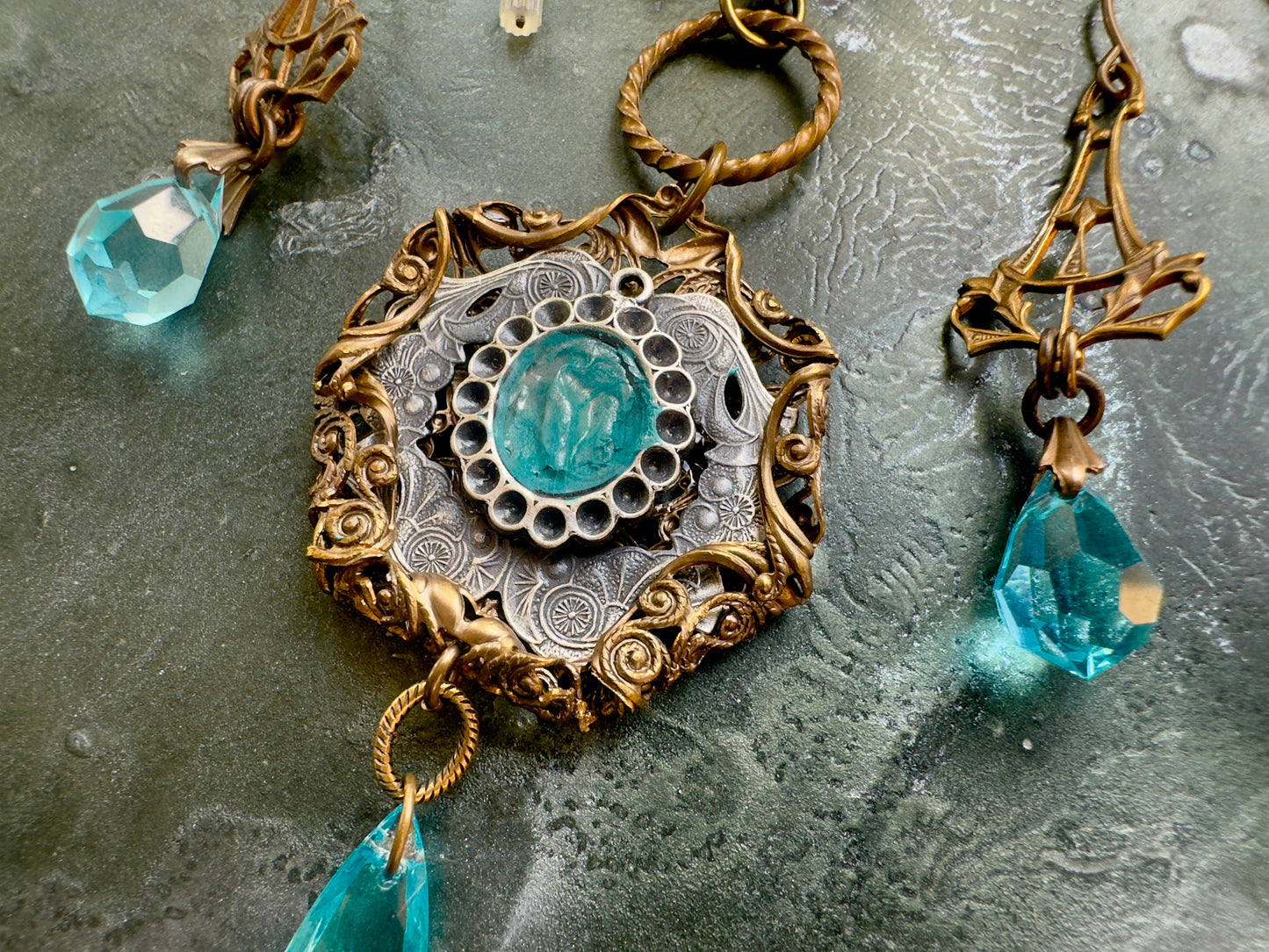 Lot #13 Weekend Pop-Up - Jewelry Trunk Sale - Vintaj Idaho Design - 10/25/25