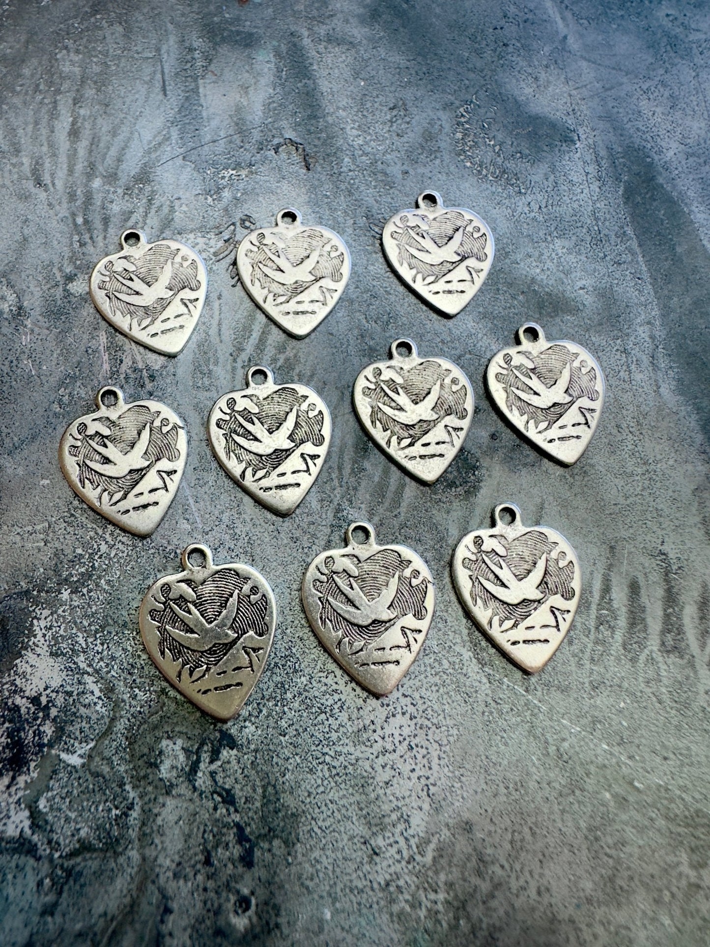 10 pcs Sparrow Heart - BULK UP - Vintaj Design - 1/22/25 - Vintaj Live Shop