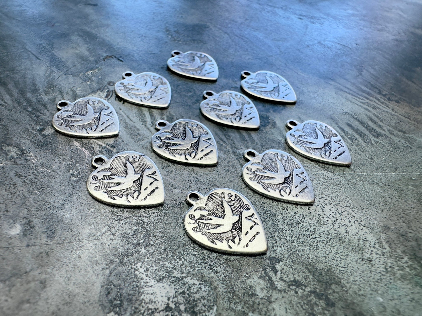 10 pcs Sparrow Heart - BULK UP - Vintaj Design - 1/22/25 - Vintaj Live Shop