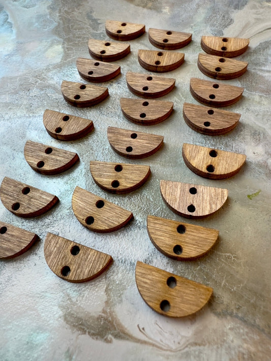 BONUS BULK UP - 24pc Wooden Half Moon Connector 0.5" - 9/25/24 - Vintaj Live Shop