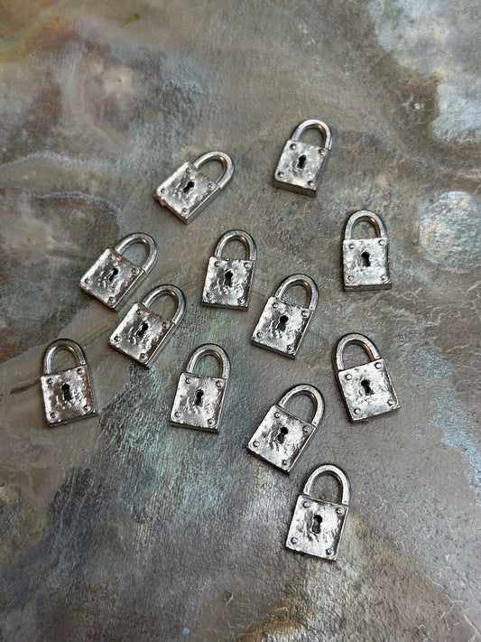 12 Pcs Square Lock - BULK UP - Vintaj Design - 1/8/25