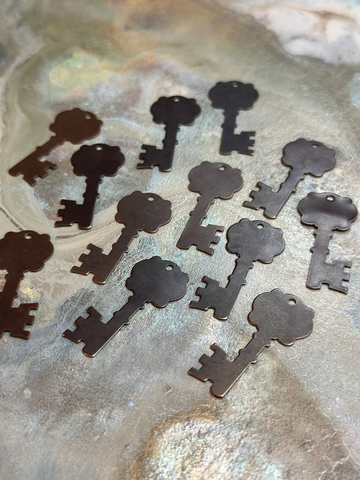 12 Pcs Fancy Key - BULK UP - Vintaj Design - 1/8/25