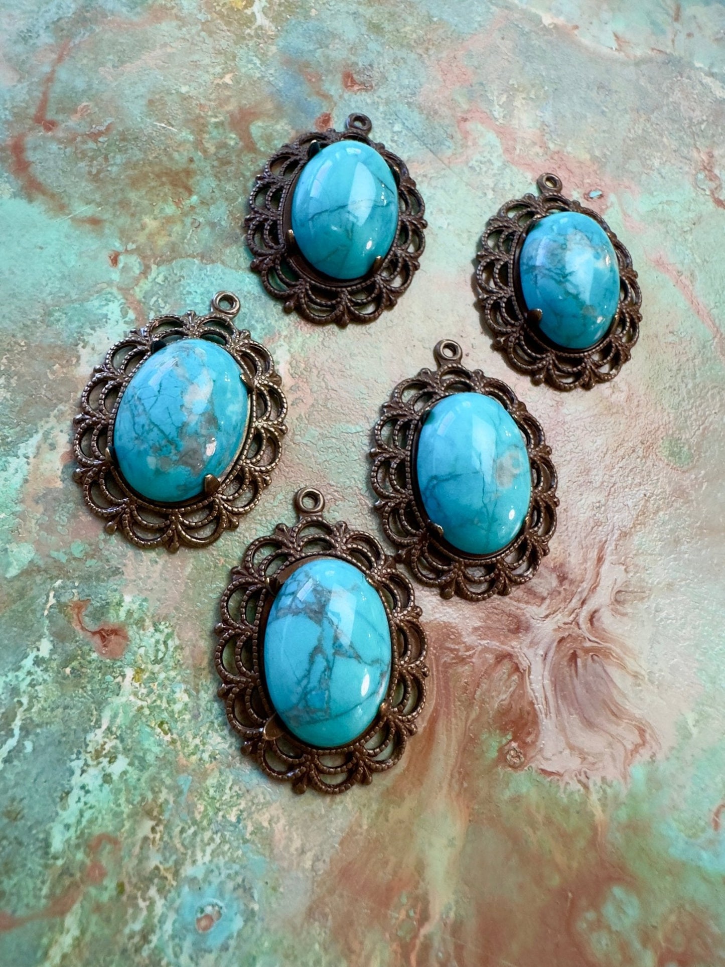 BULK UP - Howlite Turquoise Setting 5 Pcs Pendants - Vintaj - 8/21 - Vintaj Live Shop ID