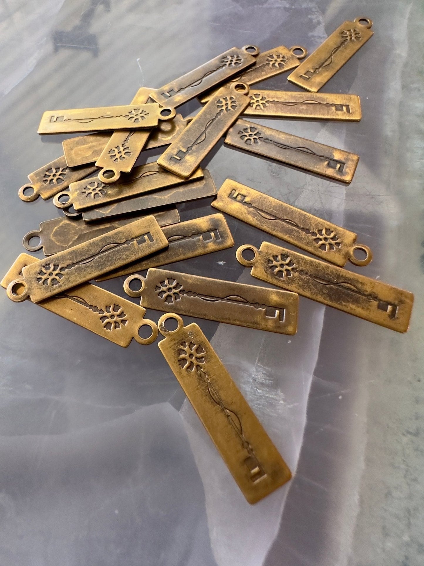 BULK UP - Key Rectangle 20pcs - Vintaj - 7/17 - Vintaj Live Shop ID