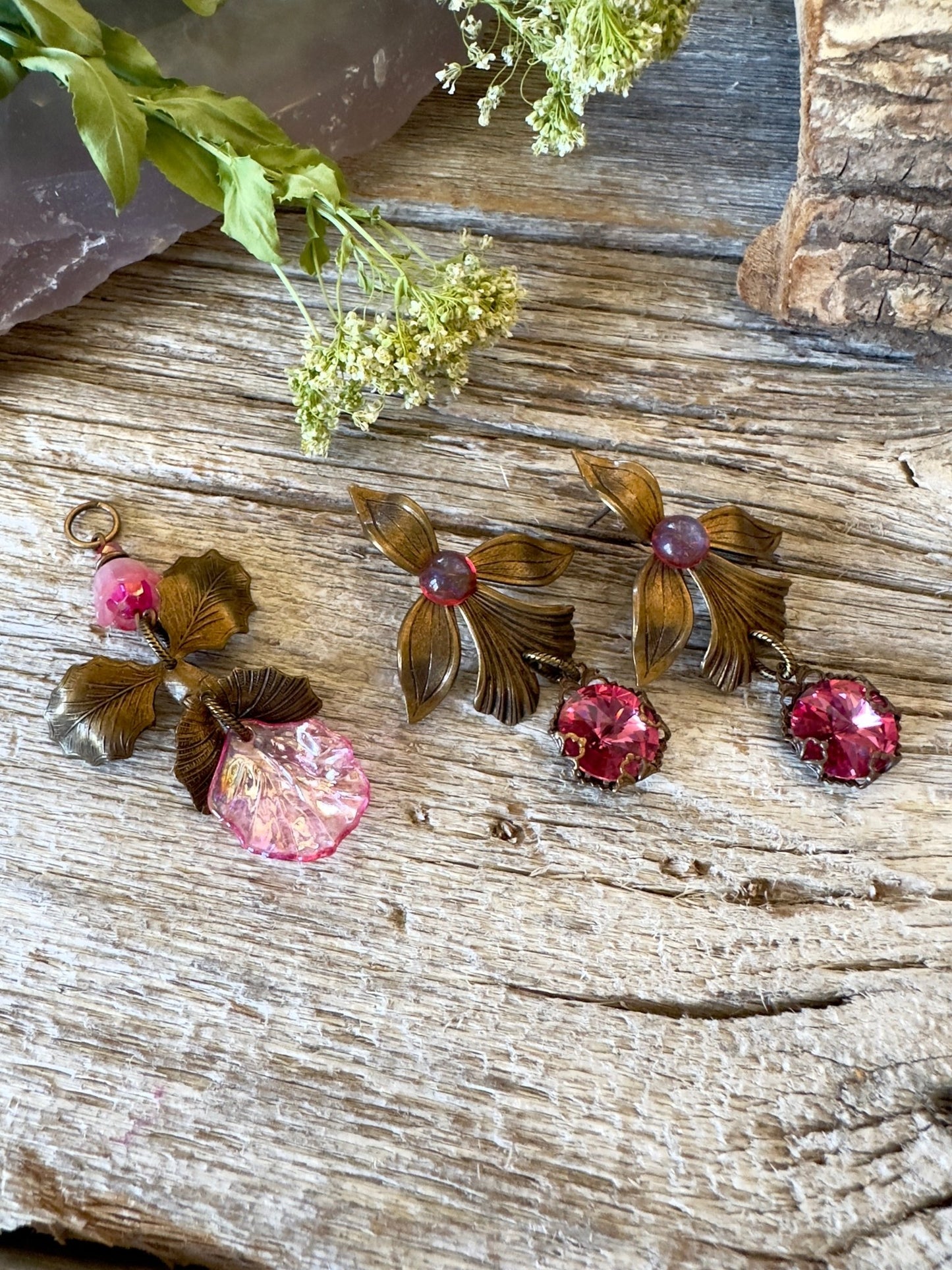 Calla Lily Ember - Pendant Earrings Kit - 5/23/2025 - Vintaj Live Shop ID