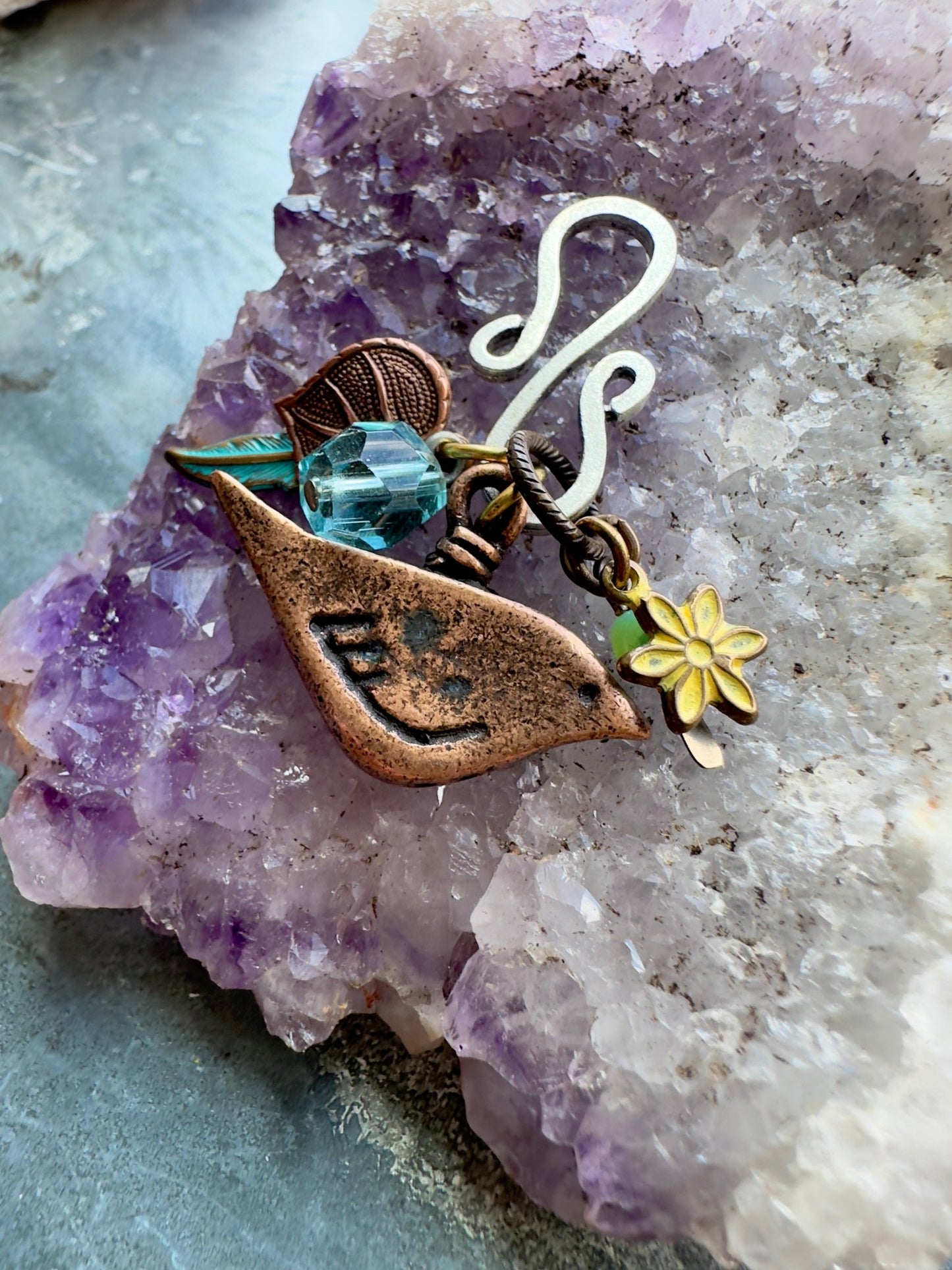 Chirping Charmoire Pendant Kit - Vintaj Idaho Design - 8/6/2025 - Vintaj Live Shop ID