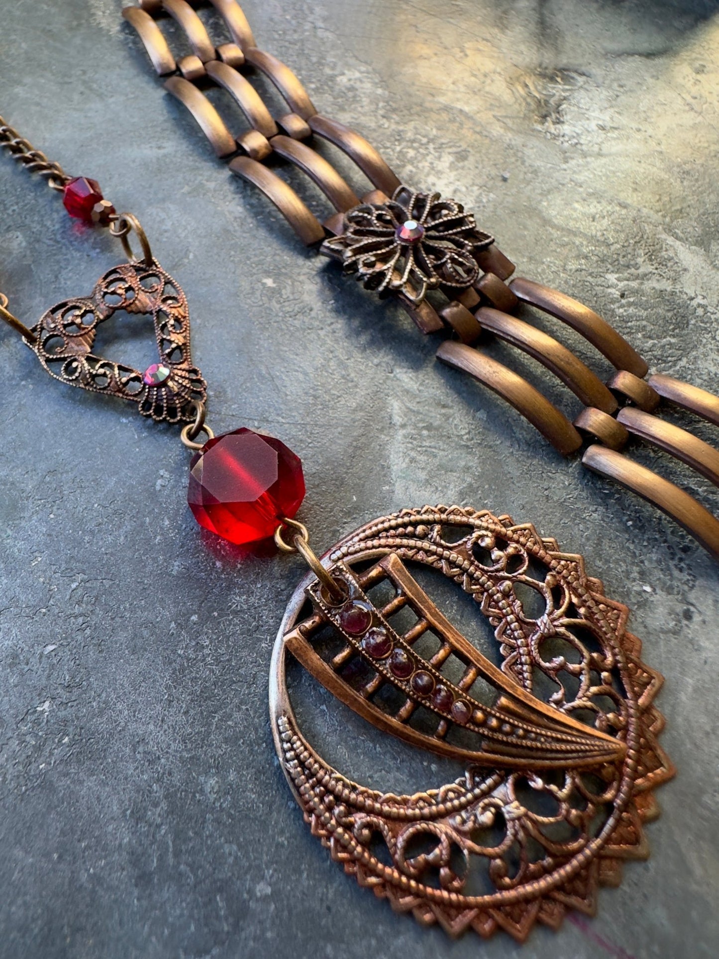 Crimson Cache - Necklace & Bracelet Kit - Vintaj Idaho Design - 9/24/2025 - Vintaj Live Shop ID