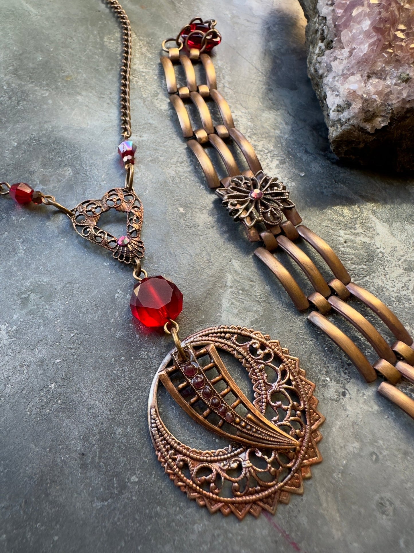 Crimson Cache - Necklace & Bracelet Kit - Vintaj Idaho Design - 9/24/2025 - Vintaj Live Shop ID