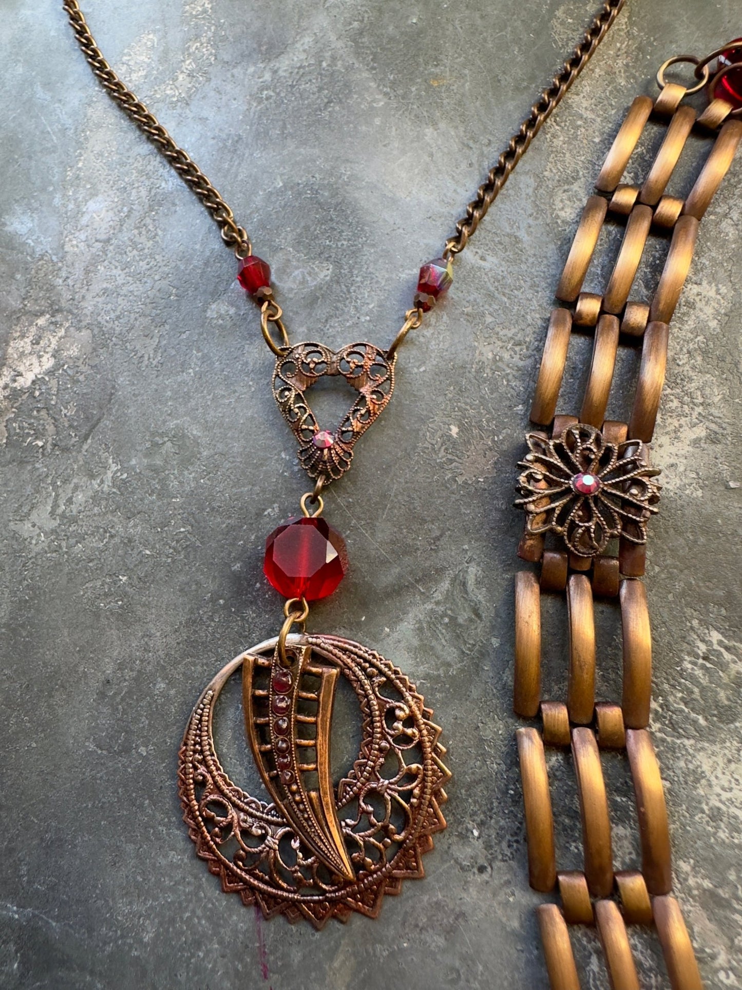 Crimson Cache - Necklace & Bracelet Kit - Vintaj Idaho Design - 9/24/2025 - Vintaj Live Shop ID