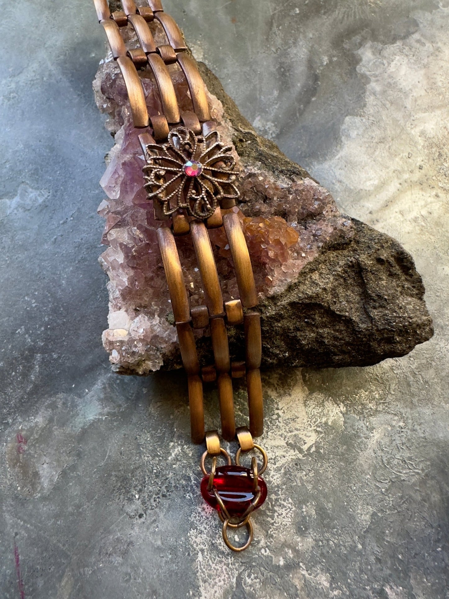 Crimson Cache - Necklace & Bracelet Kit - Vintaj Idaho Design - 9/24/2025 - Vintaj Live Shop ID
