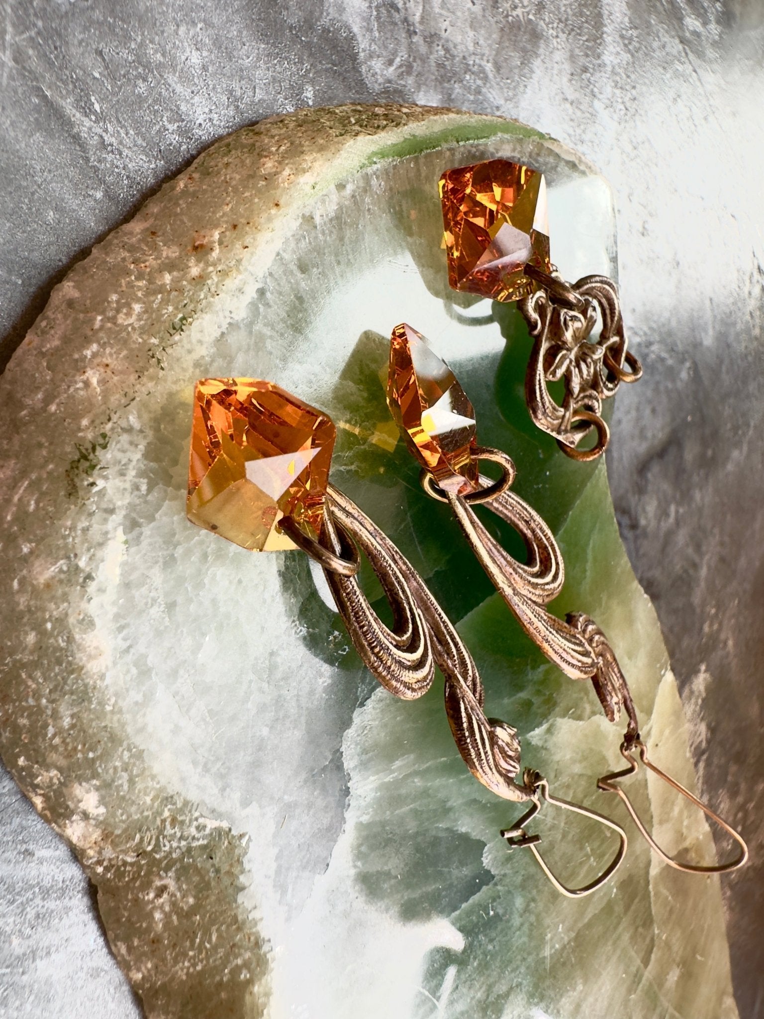 Crystalline Lotus - Pendant & Earring Kit - Vintaj Idaho Design - 10/1/2025 - Vintaj Live Shop ID
