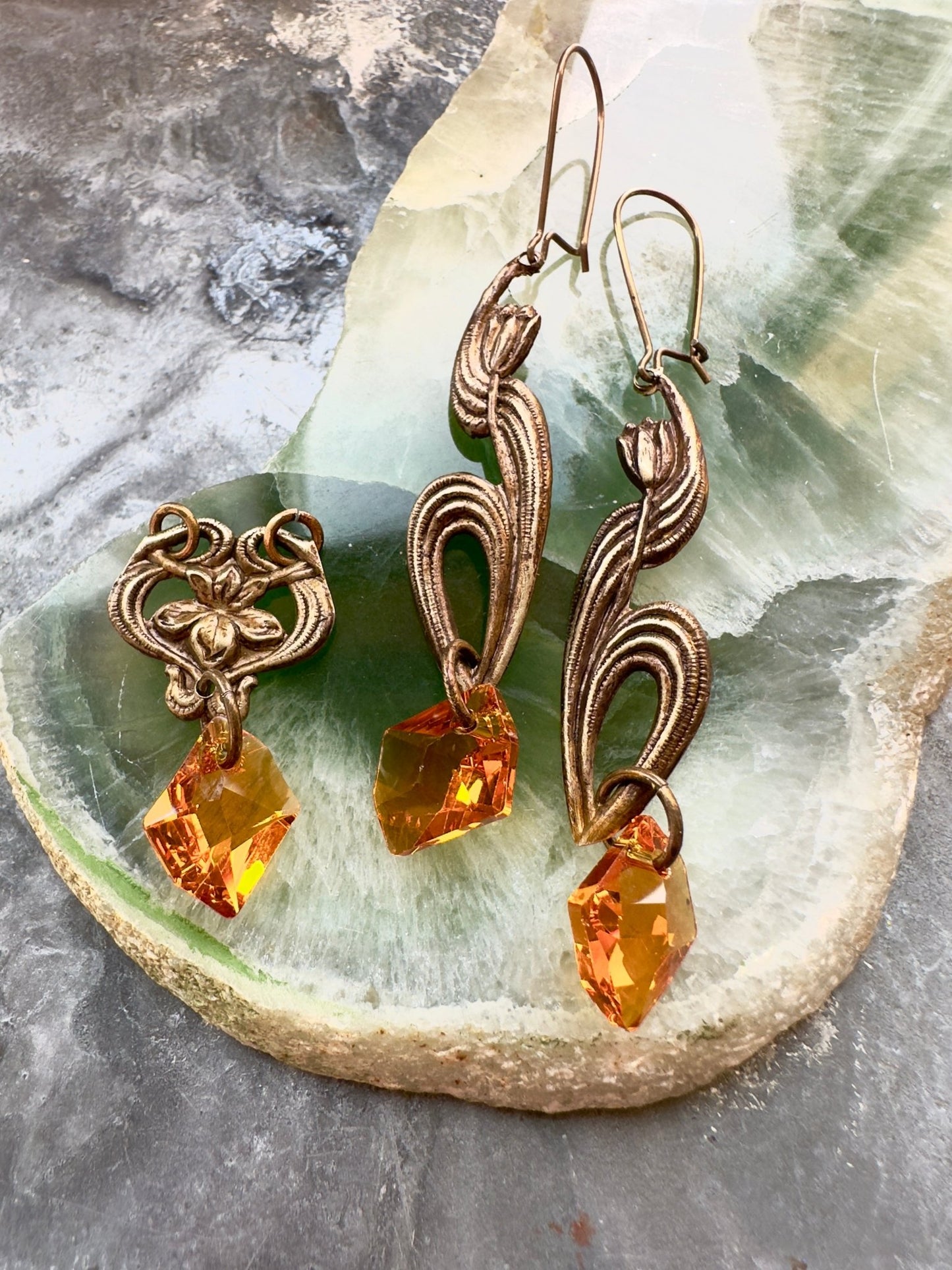 Crystalline Lotus - Pendant & Earring Kit - Vintaj Idaho Design - 10/1/2025 - Vintaj Live Shop ID