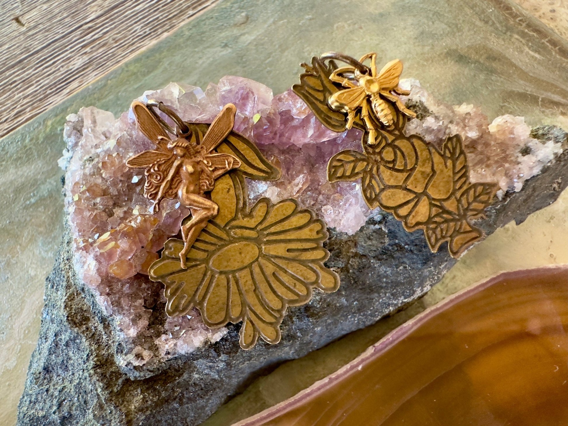 Fairy Bee - utiful - 2 Vintage Pendants Kit - Vintaj Idaho Design - 6/11/2025 - Vintaj Live Shop ID