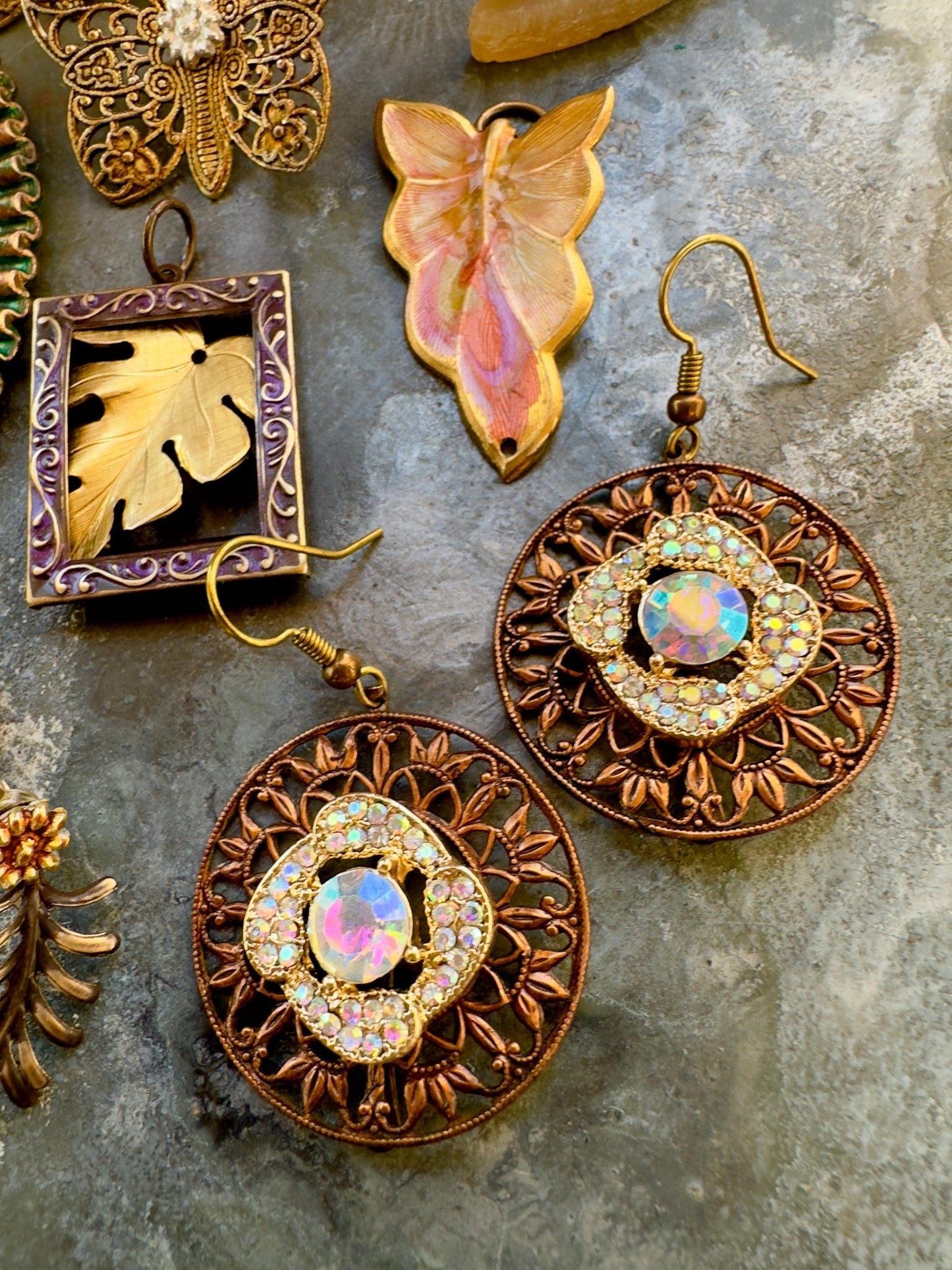 Falling Filigree - Earring & Pendant Inspo Pack - Vintaj Idaho Design - 9/24/2025 - Vintaj Live Shop ID