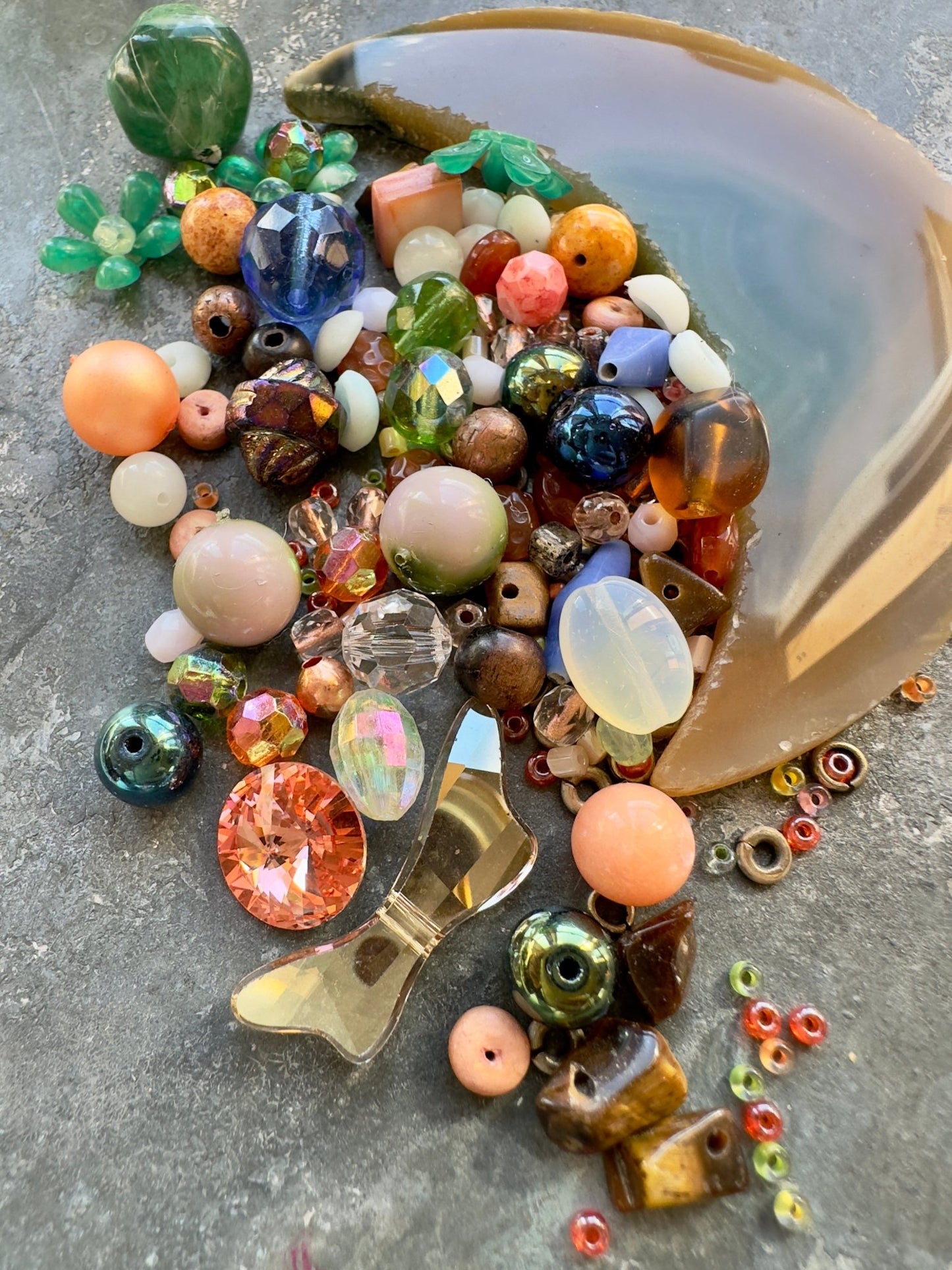 Fern Fey - Vintage & Crystal Bead Mix - Idaho Vintaj Design - 10/9/2025 - Vintaj Live Shop ID