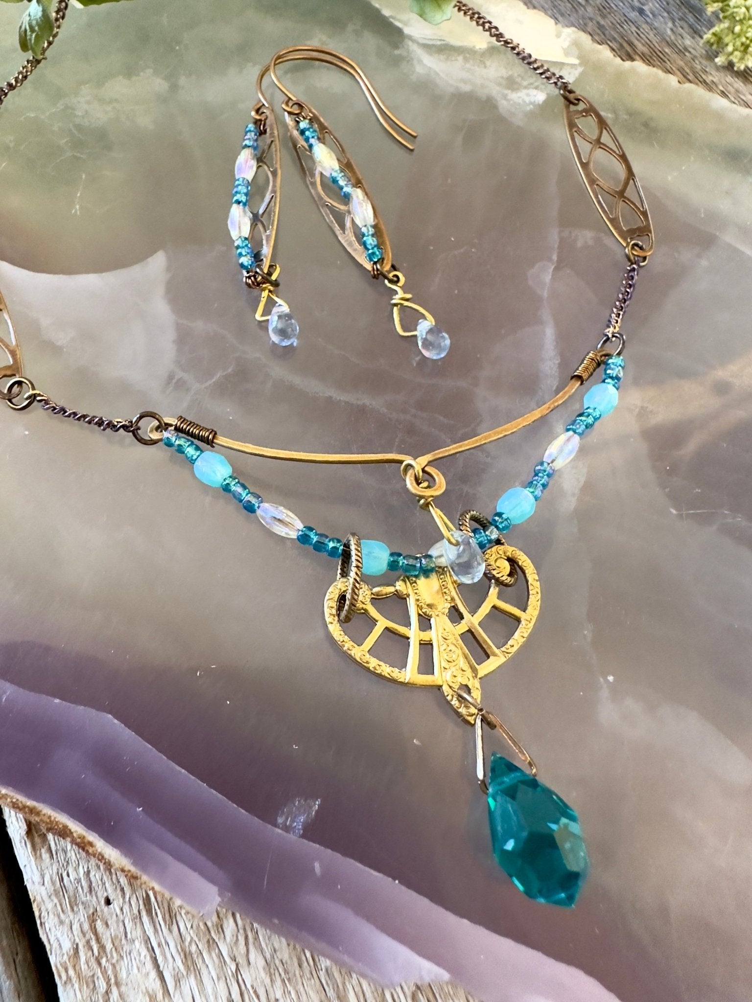 Garden of Emeralds - Necklace Earrings Kit - 5/23/2025 - Vintaj Live Shop ID