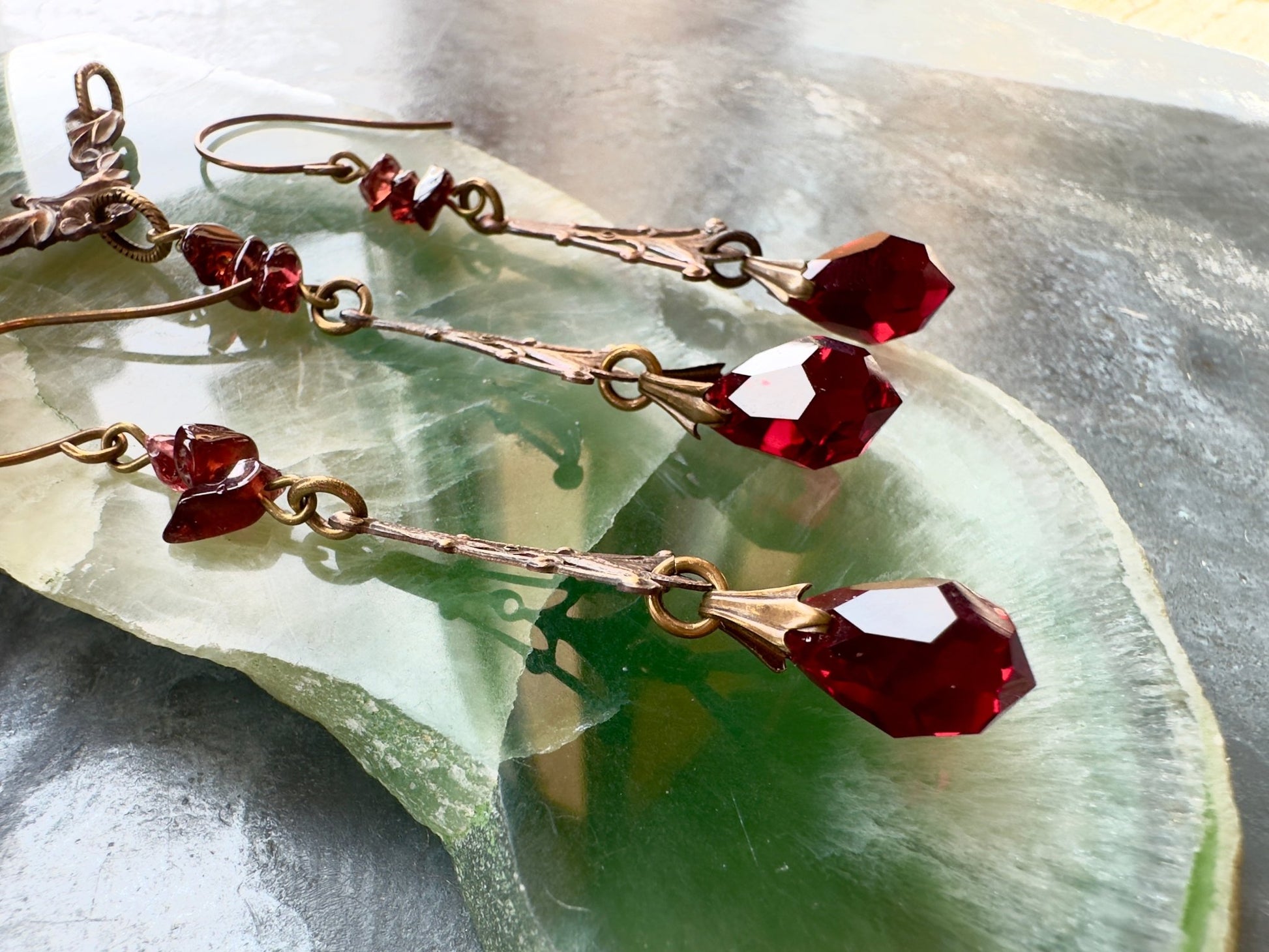 Garnet Trellis - Pendant & Earring Kit - Vintaj Idaho Design - 10/1/2025 - Vintaj Live Shop ID
