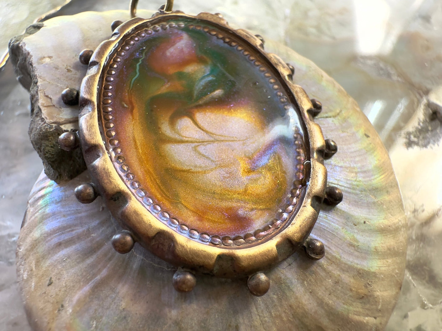 Hand Cold - Enameled Resin Garden Roots Pendant - Vintaj Idaho Design - 7/29/2025 - Vintaj Live Shop ID