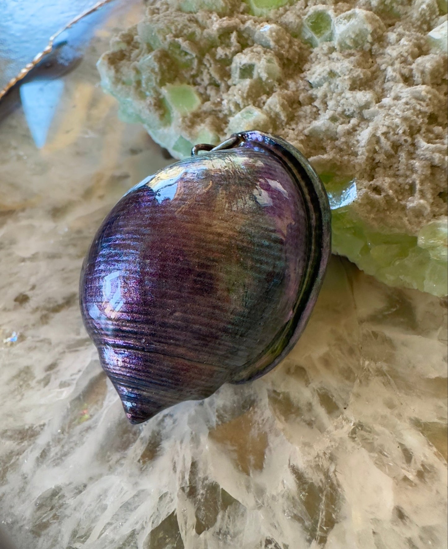 Hand Cold - Enameled Resin Iridescent Sea Pendant 1 - Vintaj Idaho Design - 7/27/2025 - Vintaj Live Shop ID