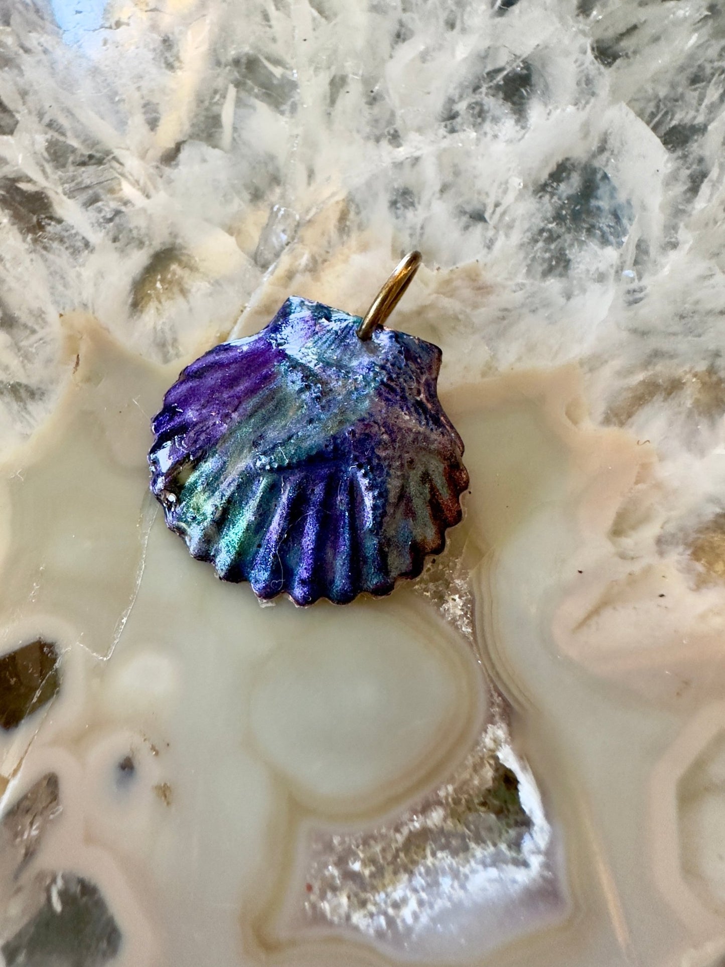 Hand Cold - Enameled Resin Royal Shores Pendant - Vintaj Idaho Design - 7/23/2025 - Vintaj Live Shop ID