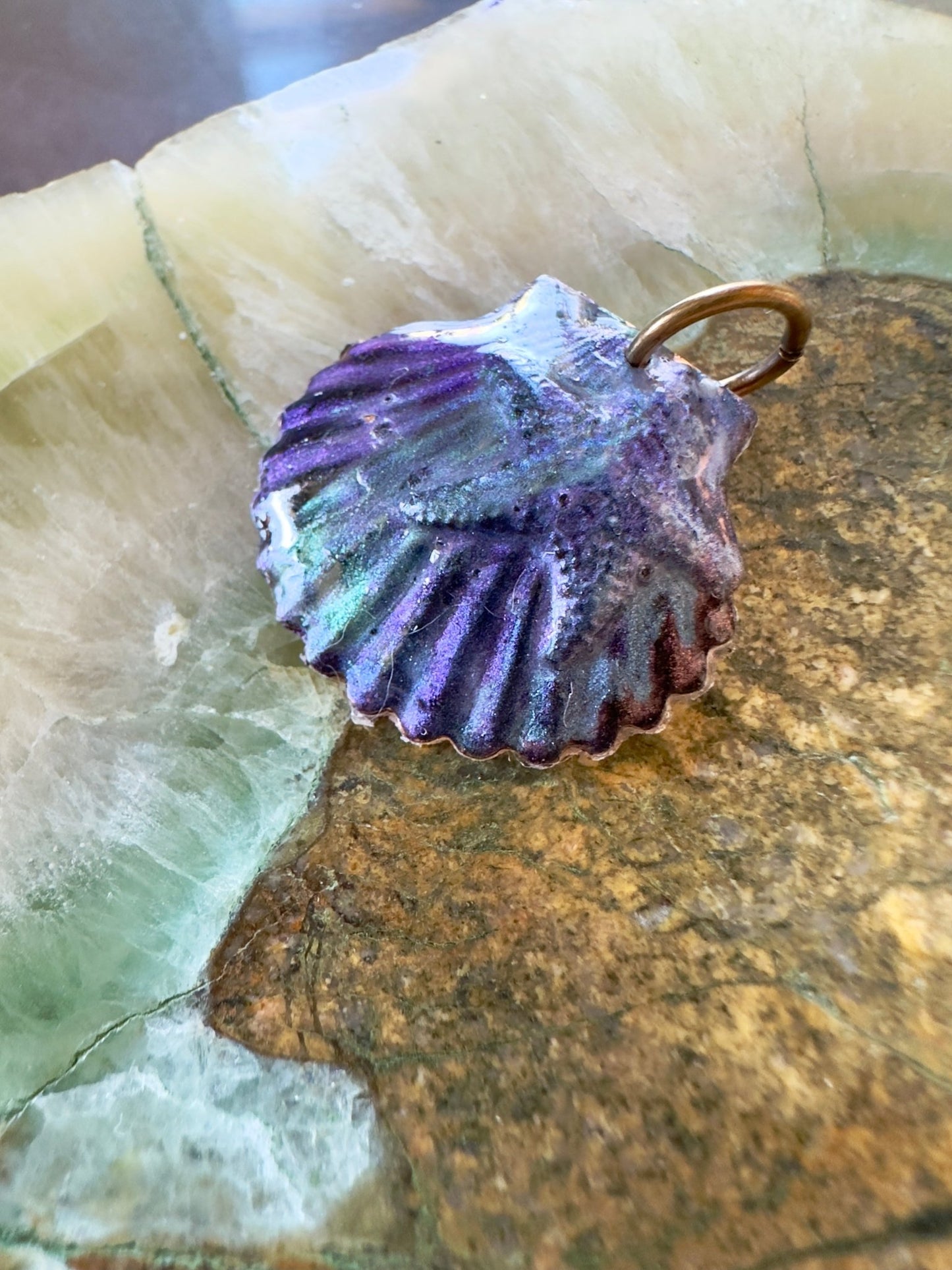 Hand Cold - Enameled Resin Royal Shores Pendant - Vintaj Idaho Design - 7/23/2025 - Vintaj Live Shop ID
