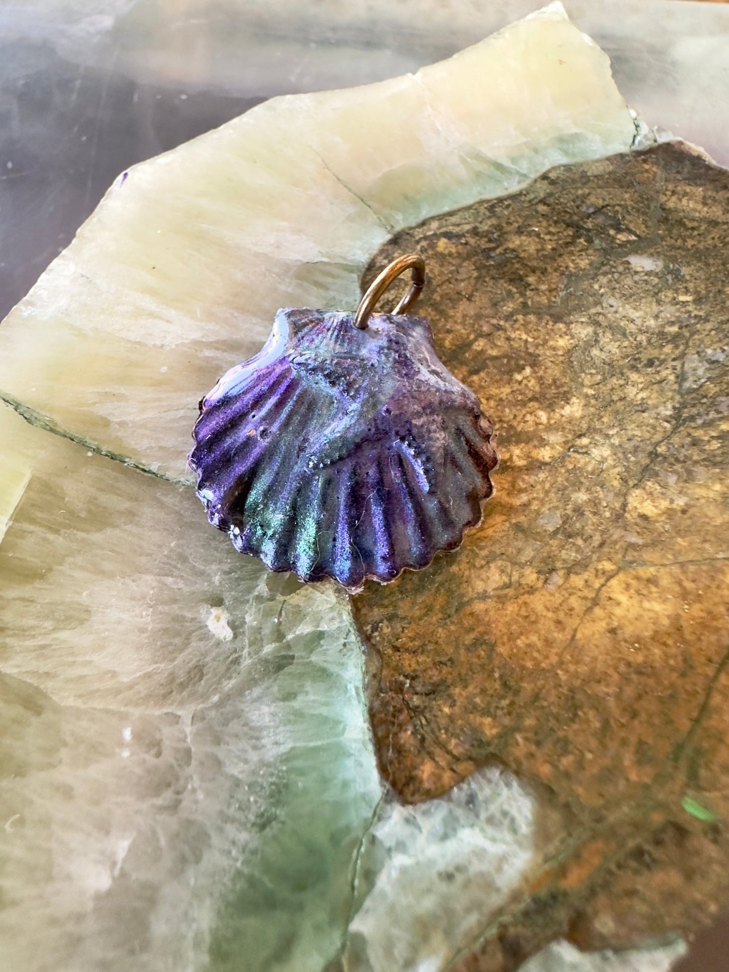 Hand Cold - Enameled Resin Royal Shores Pendant - Vintaj Idaho Design - 7/23/2025 - Vintaj Live Shop ID