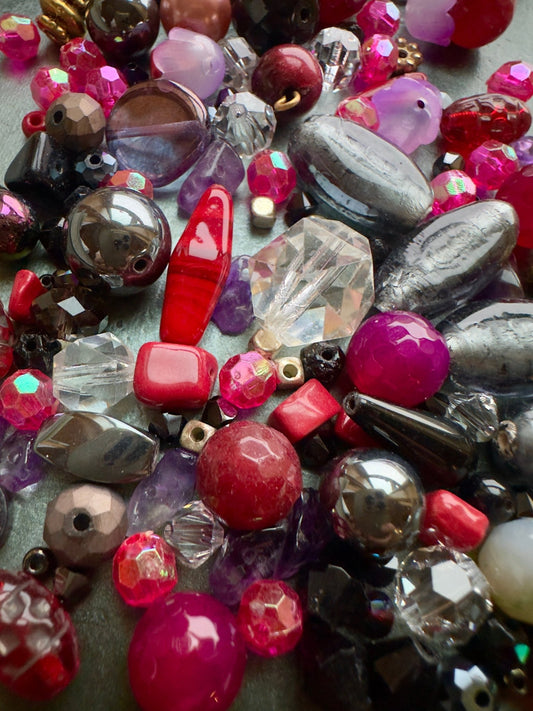 Harlequin Twilight - Large 2.5 Oz Vintage Deluxe Bead Mix - Vintaj Idaho Design - 01/20/2026 - Vintaj Live Shop ID