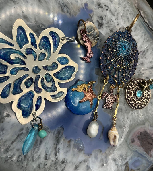 Island Reverie 5 Vintage Pendant Lot- VLS Idaho - 7/3/26 - Vintaj Live Shop ID