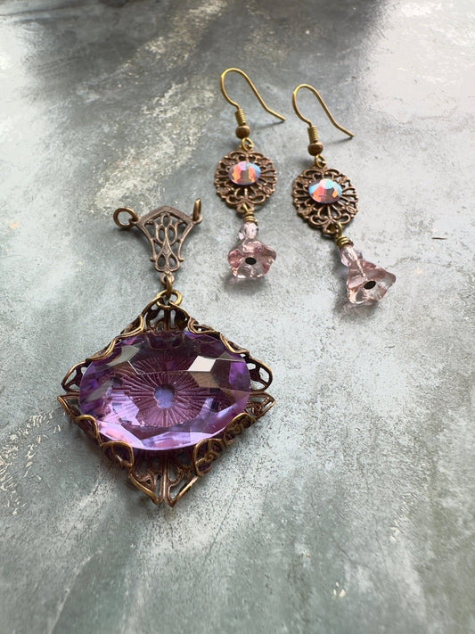 Lavender Lily - Pendant & Earring Kit - Vintaj Idaho Design - 10/1/2025 - Vintaj Live Shop ID