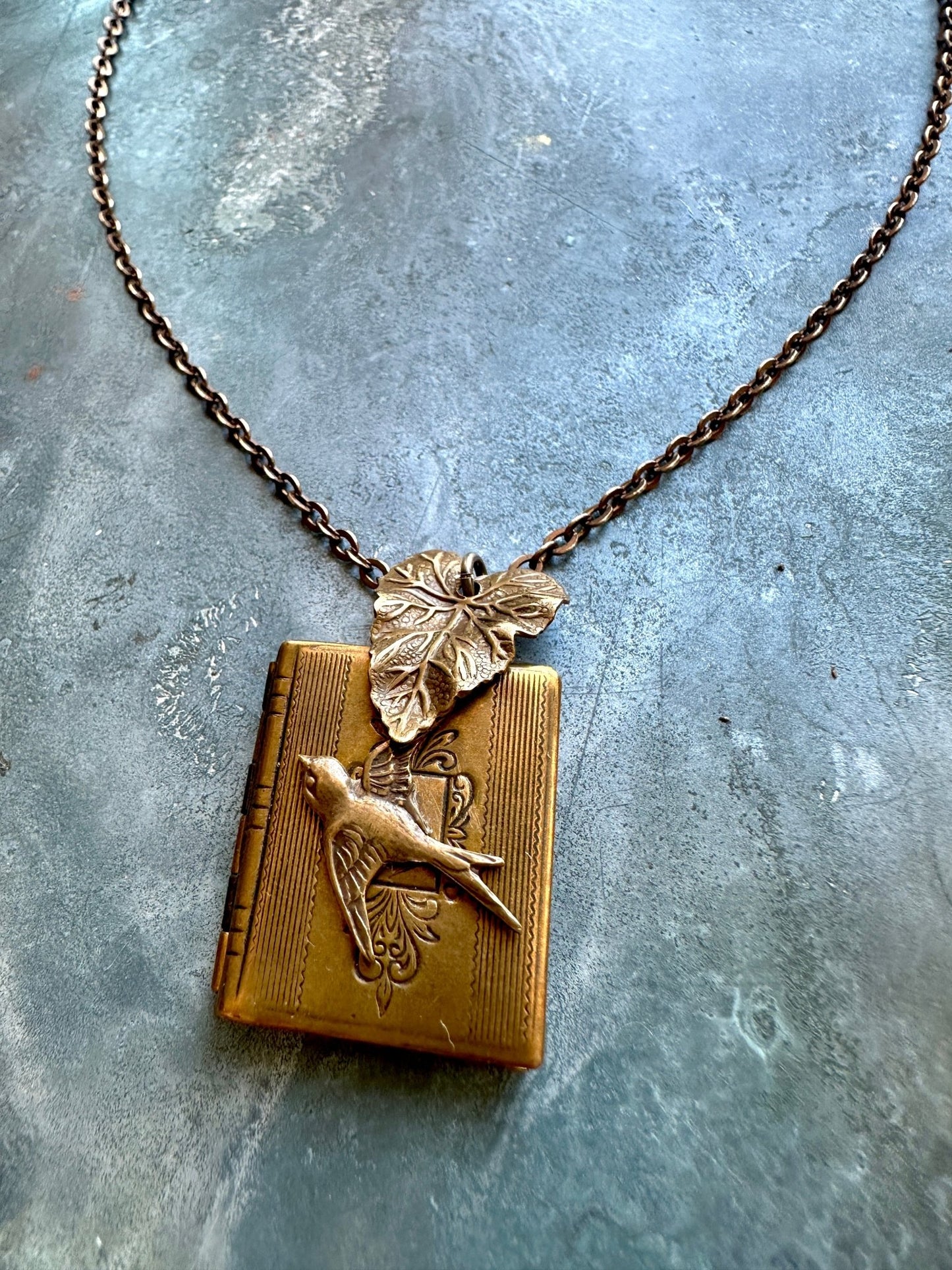 Lot 1 Renaissance Faire Live - Jewelry Trunk Sale - Vintaj Idaho Design - 9/19/25 - Vintaj Live Shop ID