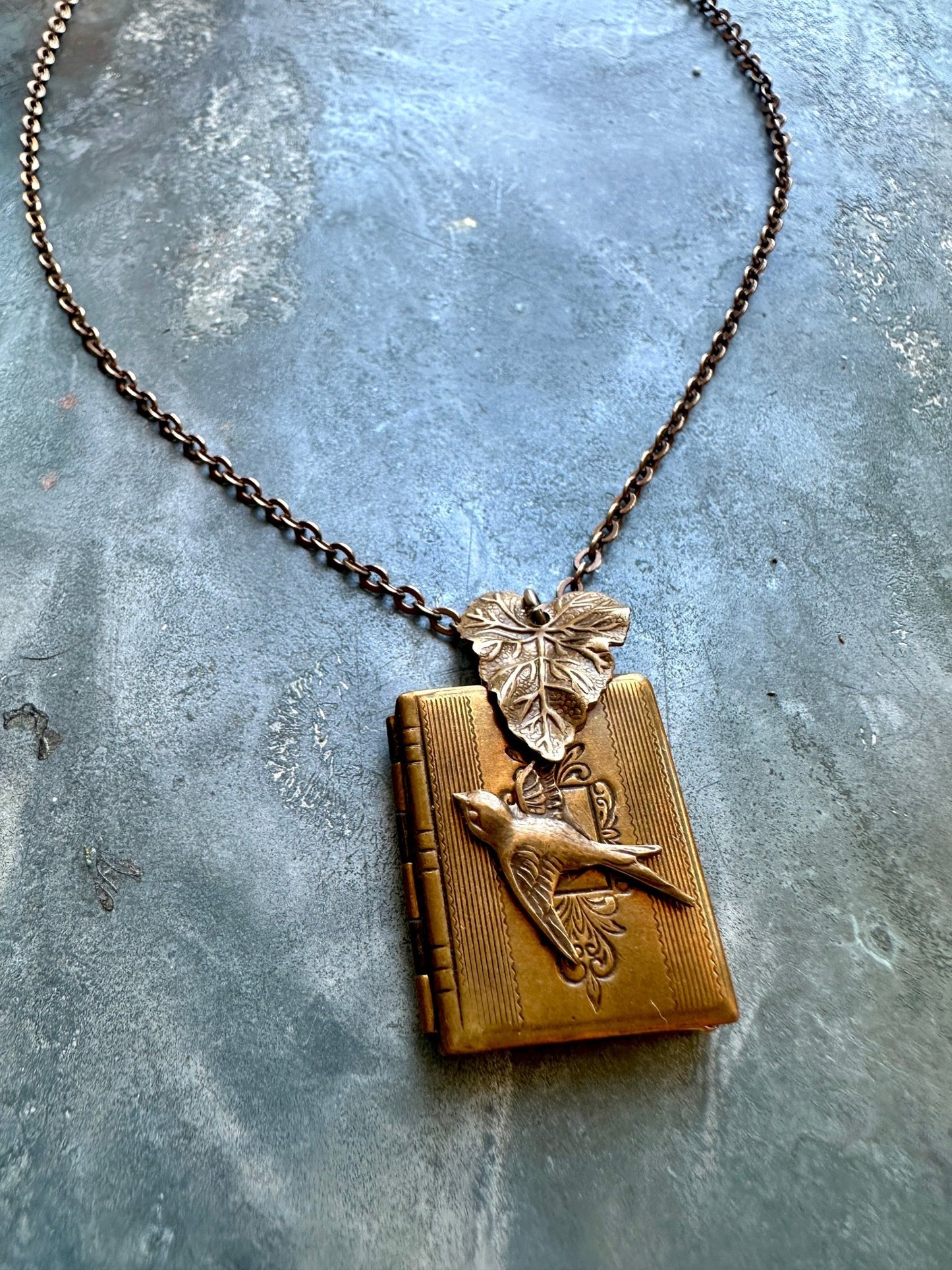 Lot 1 Renaissance Faire Live - Jewelry Trunk Sale - Vintaj Idaho Design - 9/19/25 - Vintaj Live Shop ID