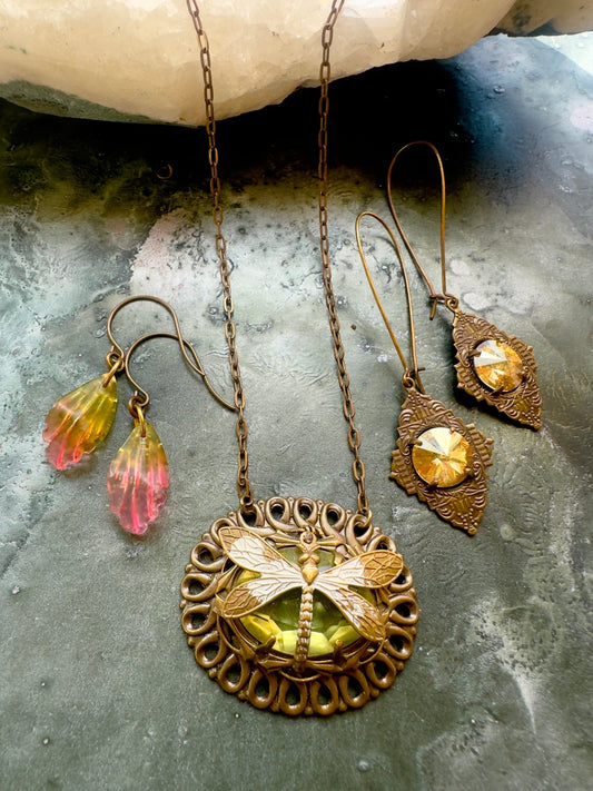 Lot 16 Weekend Pop - Up - Jewelry Trunk Sale - Vintaj Idaho Design - 10/25/25 - Vintaj Live Shop ID