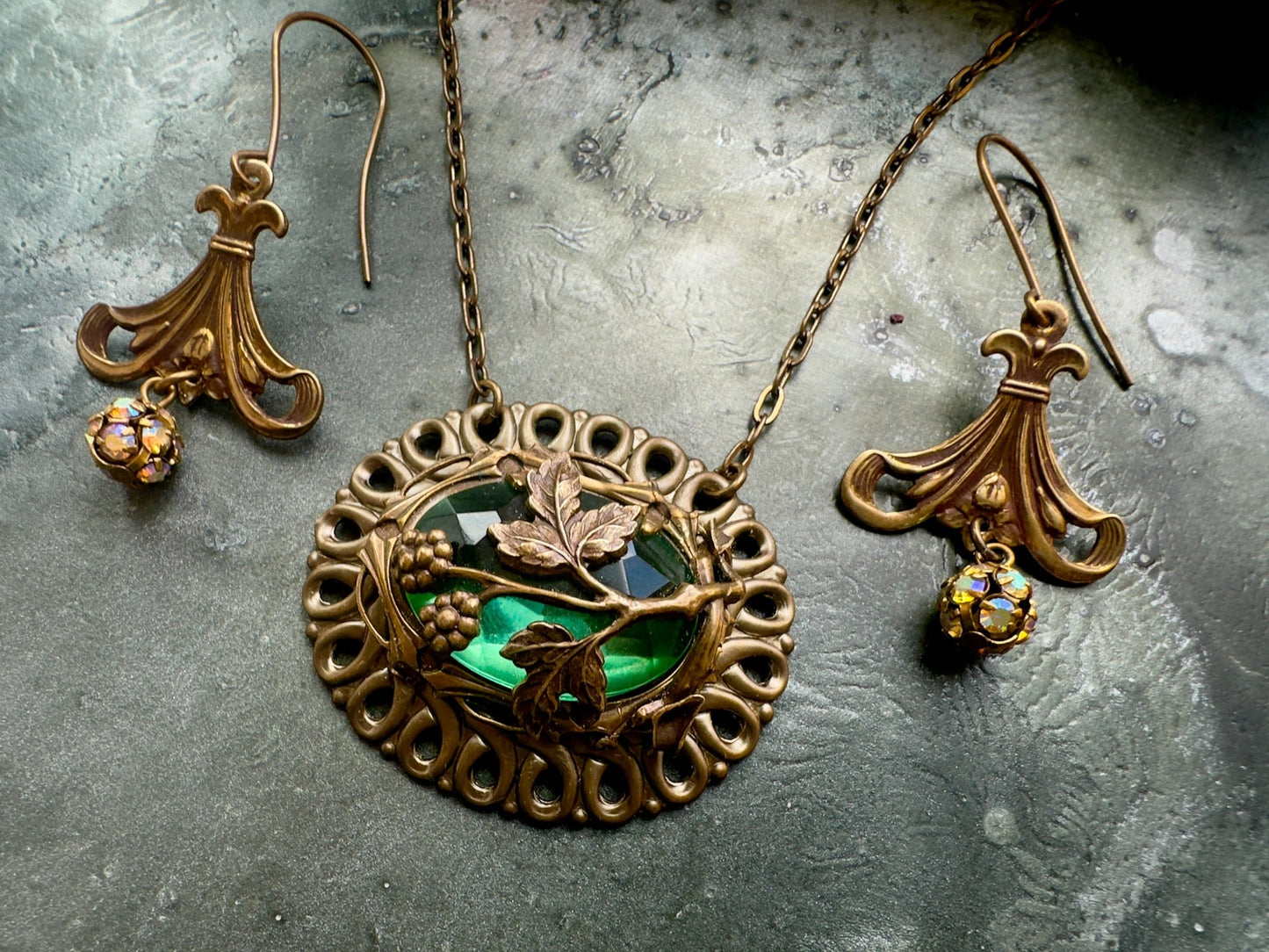 Lot 18 Weekend Pop - Up - Jewelry Trunk Sale - Vintaj Idaho Design - 10/25/25 - Vintaj Live Shop ID