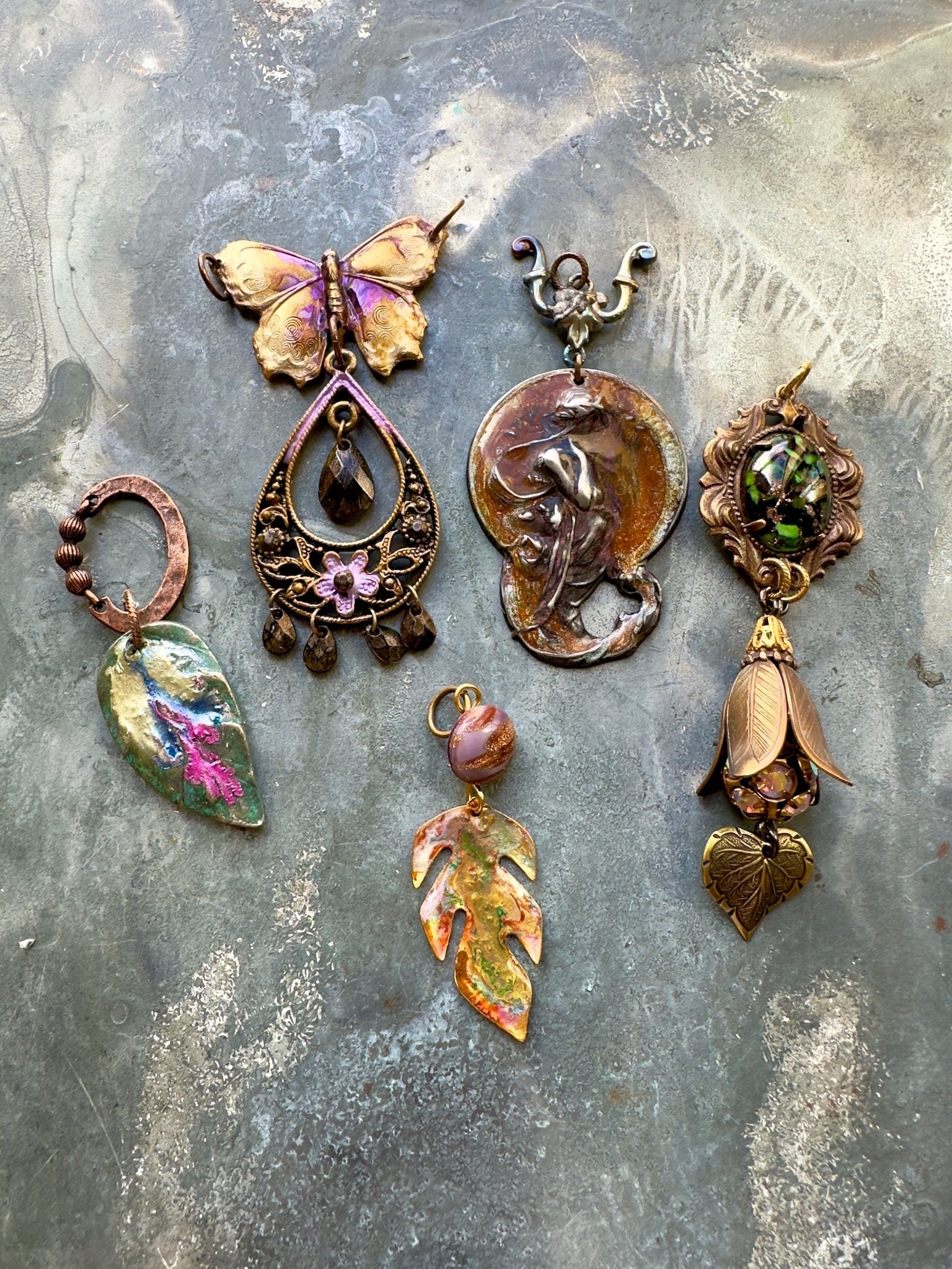 Lot 4 Assemblage 5 Finished Pendants - Vintaj Idaho Design - 10/3/2025 - Vintaj Live Shop ID