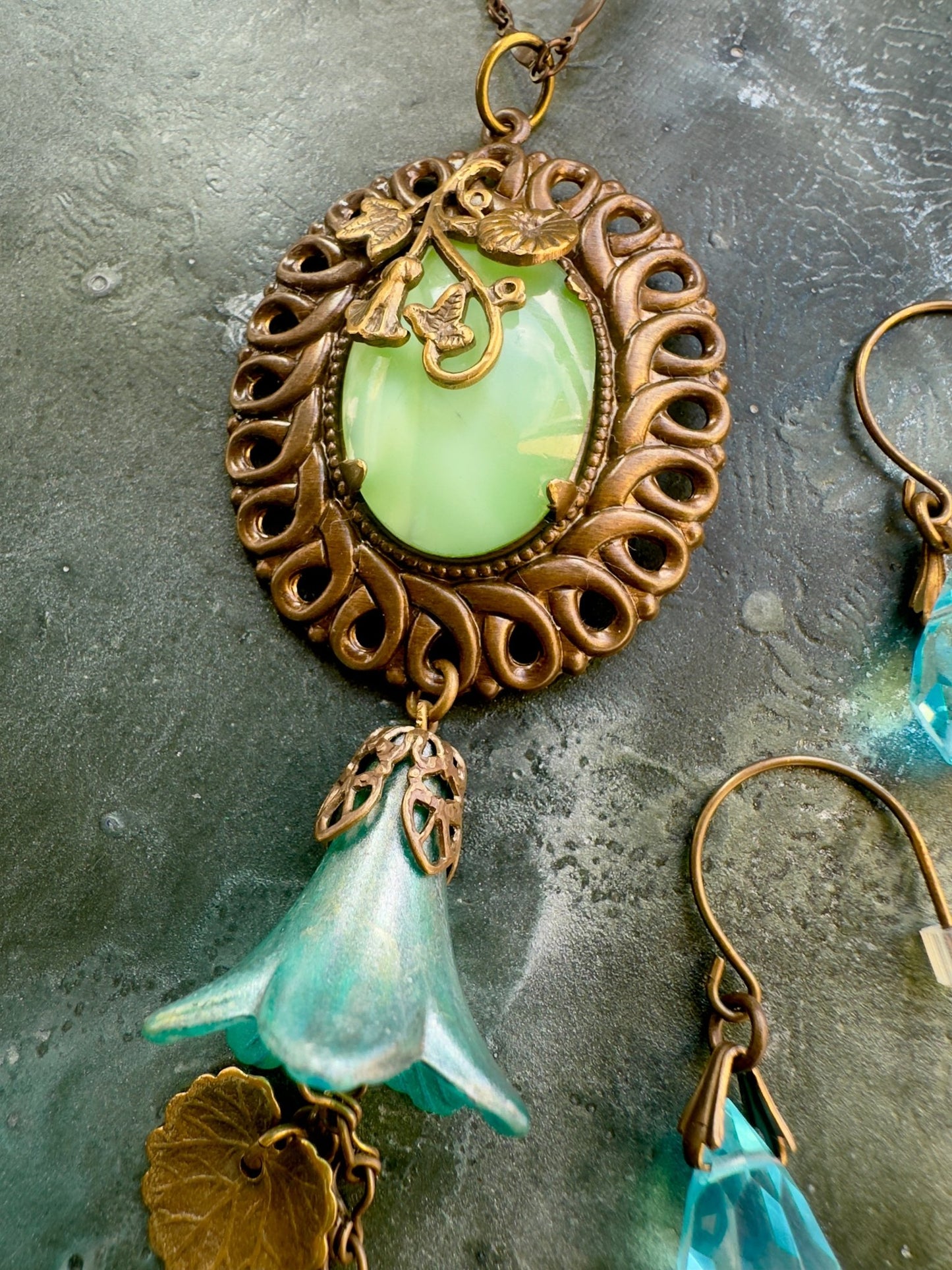 Lot 4 Weekend Pop - Up - Jewelry Trunk Sale - Vintaj Idaho Design - 10/25/25 - Vintaj Live Shop ID
