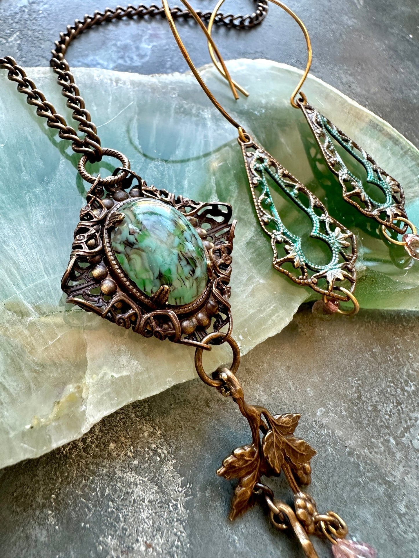 Lot 47 Renaissance Faire Live - Jewelry Trunk Sale - Vintaj Idaho Design - 9/19/25 - Vintaj Live Shop ID