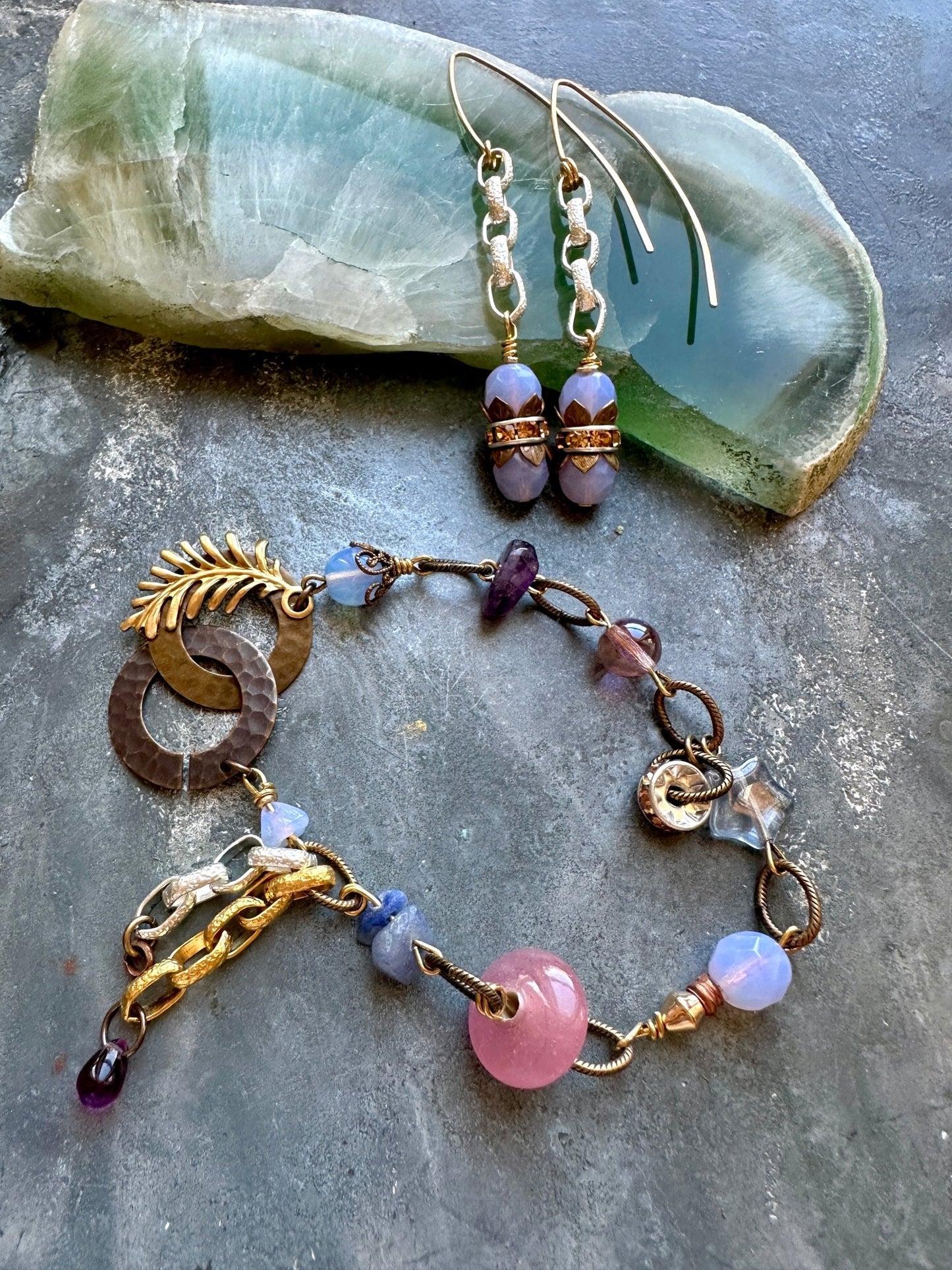 Lot 52 Renaissance Faire Live - Jewelry Trunk Sale - Vintaj Idaho Design - 9/19/25 - Vintaj Live Shop ID