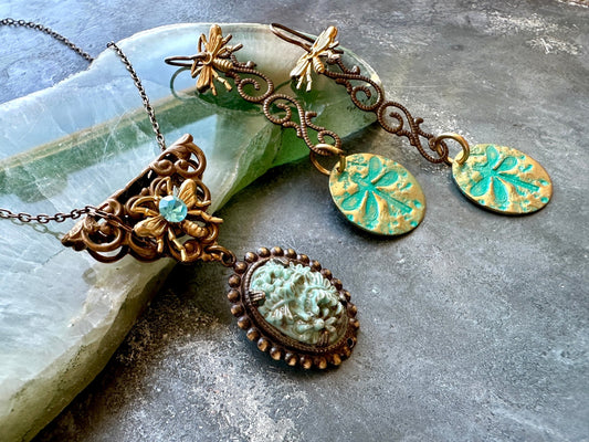 Lot 57 Renaissance Faire Live - Jewelry Trunk Sale - Vintaj Idaho Design - 9/19/25 - Vintaj Live Shop ID