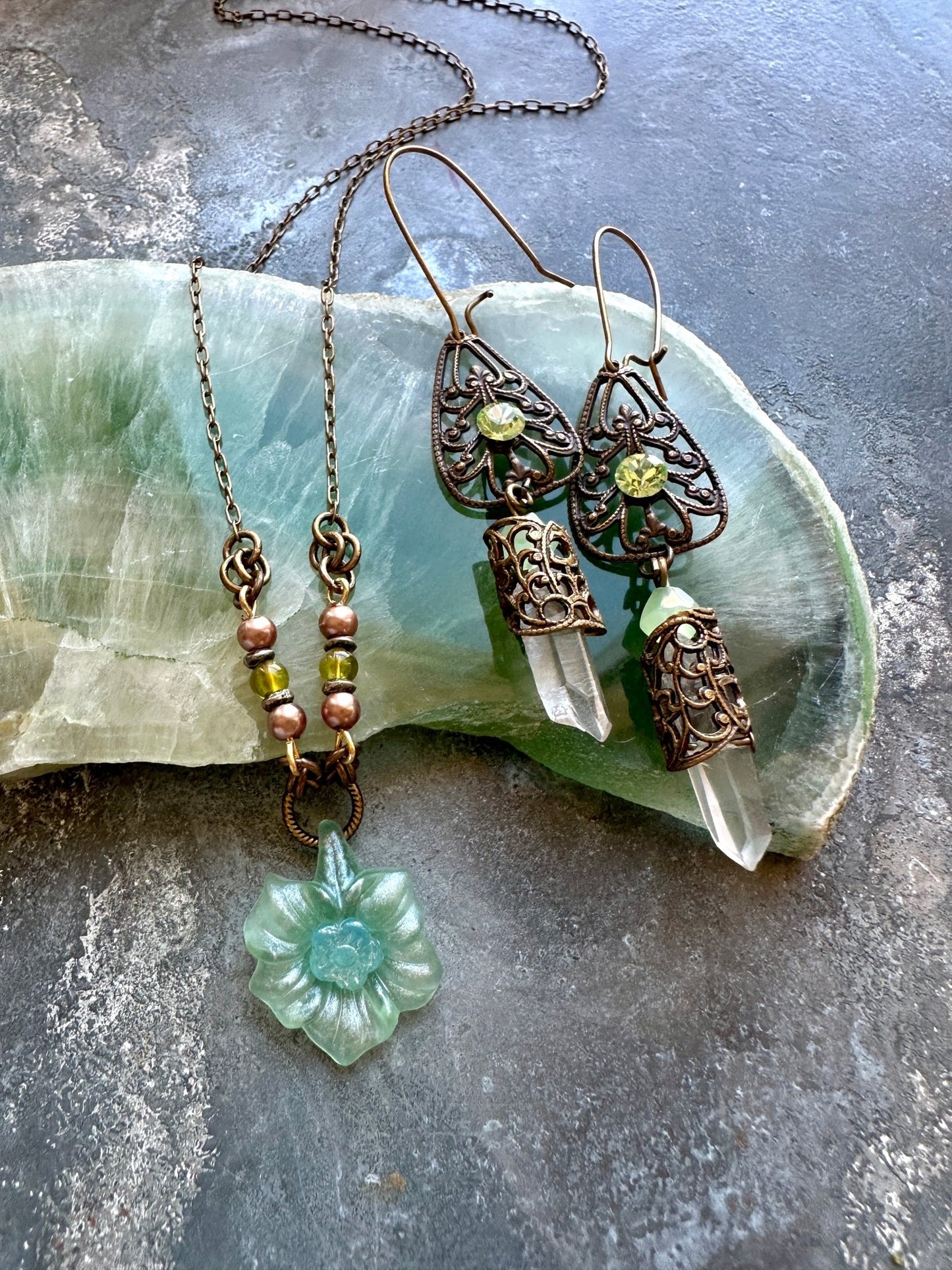 Lot 59 Renaissance Faire Live - Jewelry Trunk Sale - Vintaj Idaho Design - 9/19/25 - Vintaj Live Shop ID