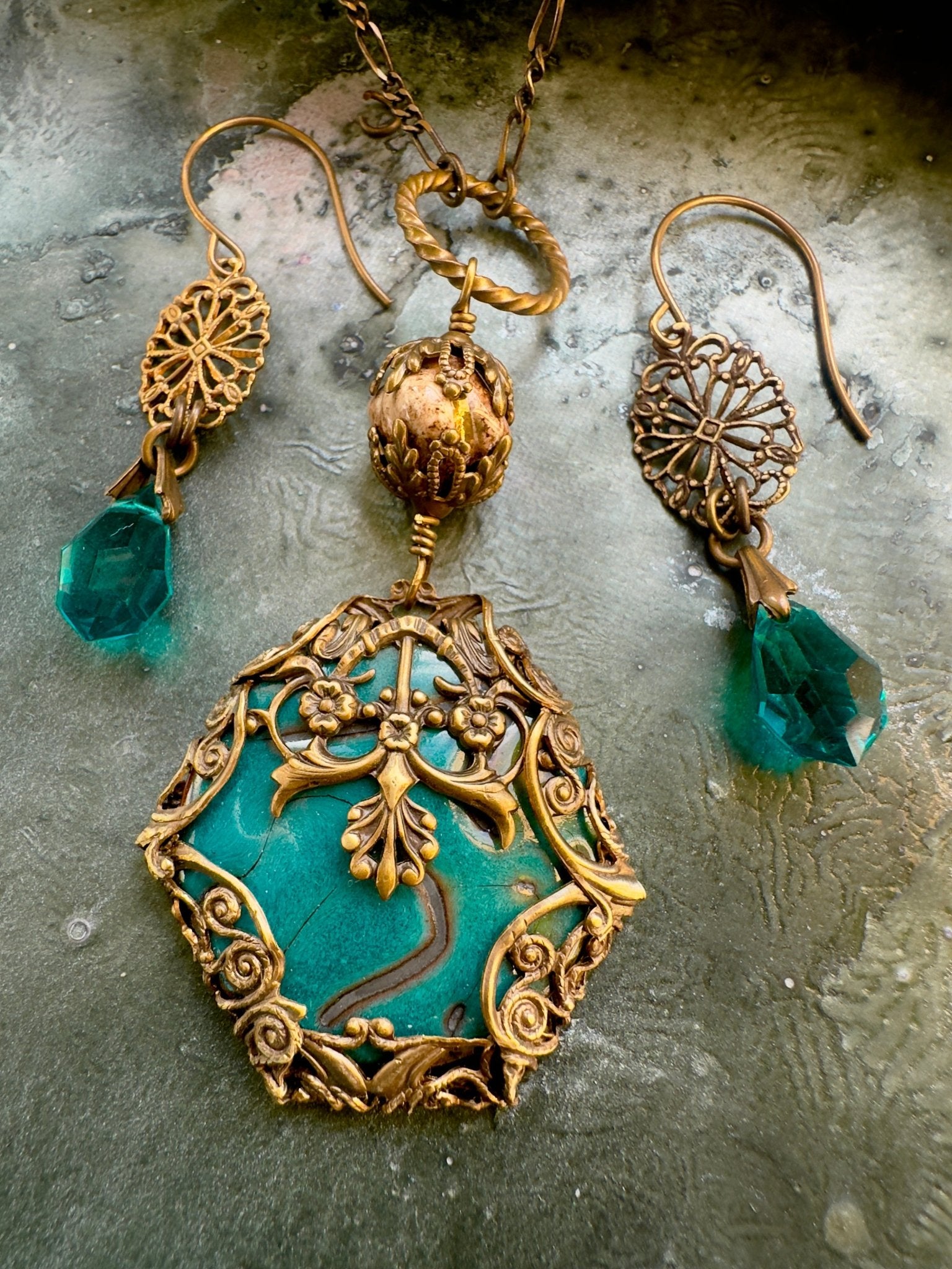 Lot 9 Weekend Pop - Up - Jewelry Trunk Sale - Vintaj Idaho Design - 10/25/25 - Vintaj Live Shop ID