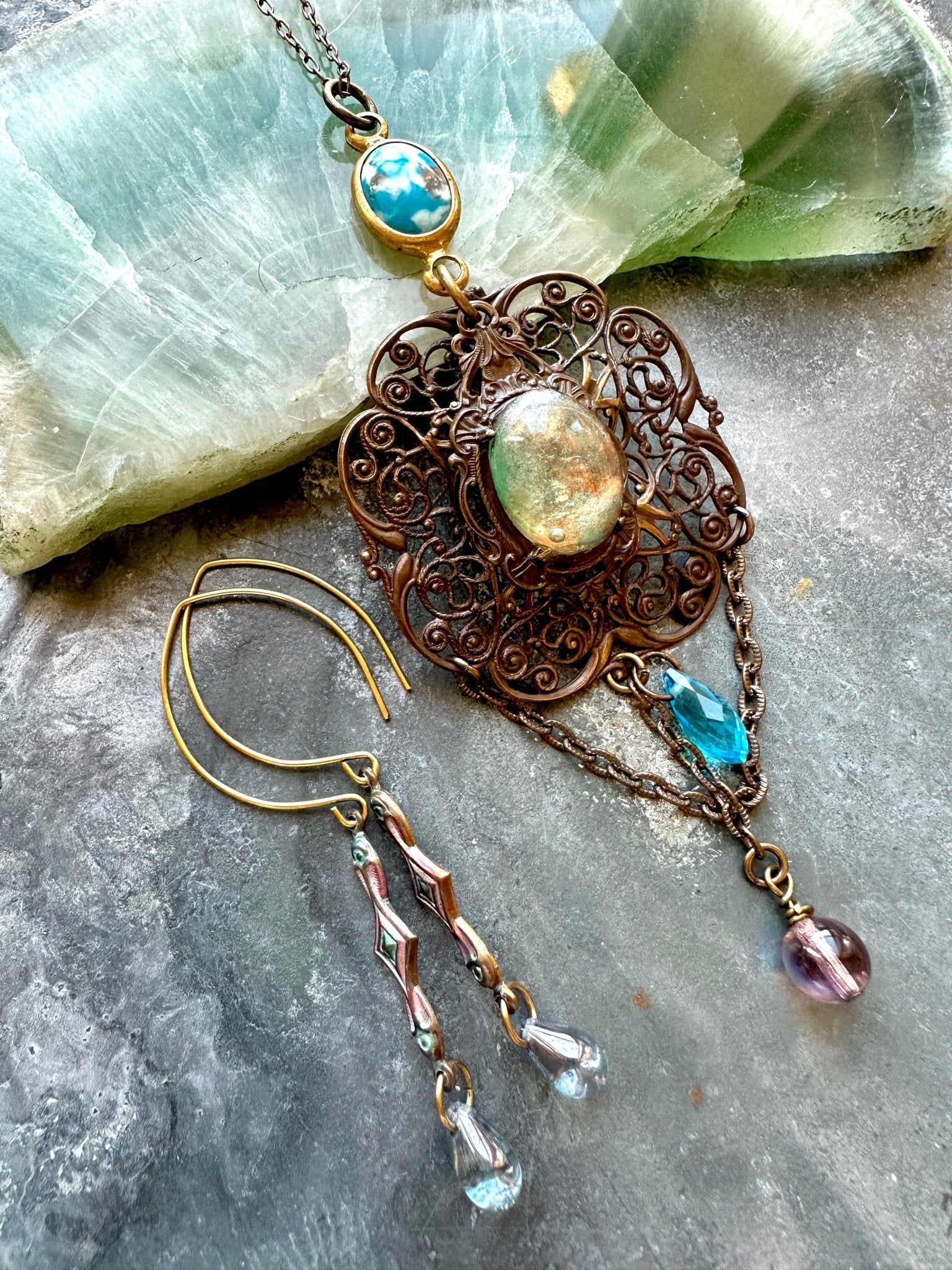 Lot 91 Renaissance Faire Live - Jewelry Trunk Sale - Vintaj Idaho Design - 9/19/25 - Vintaj Live Shop ID