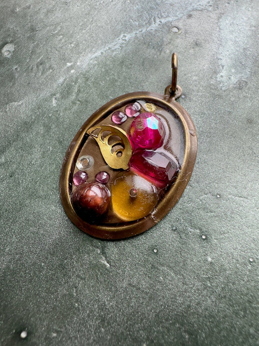 Moe Glow 13 - Handmade by Moe - Collage Pendant - Vintaj Idaho - 01/23/2026 - Vintaj Live Shop ID