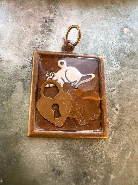 Moe Glow 5 - Handmade by Moe - Collage Pendant - Vintaj Idaho - 01/12/2026 - Vintaj Live Shop ID